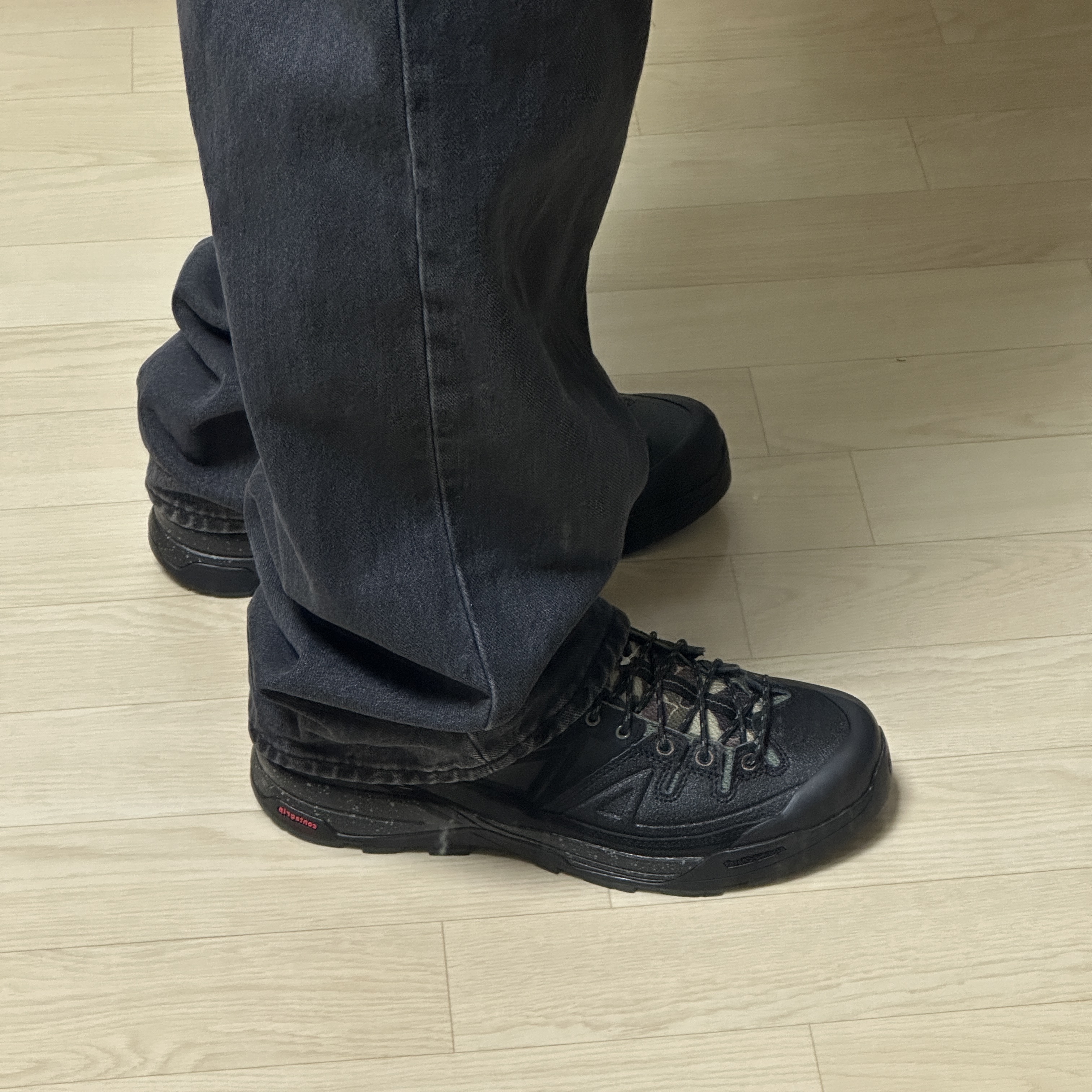 Salomon x Carhartt WIP X-Alp Black 착용 스타일