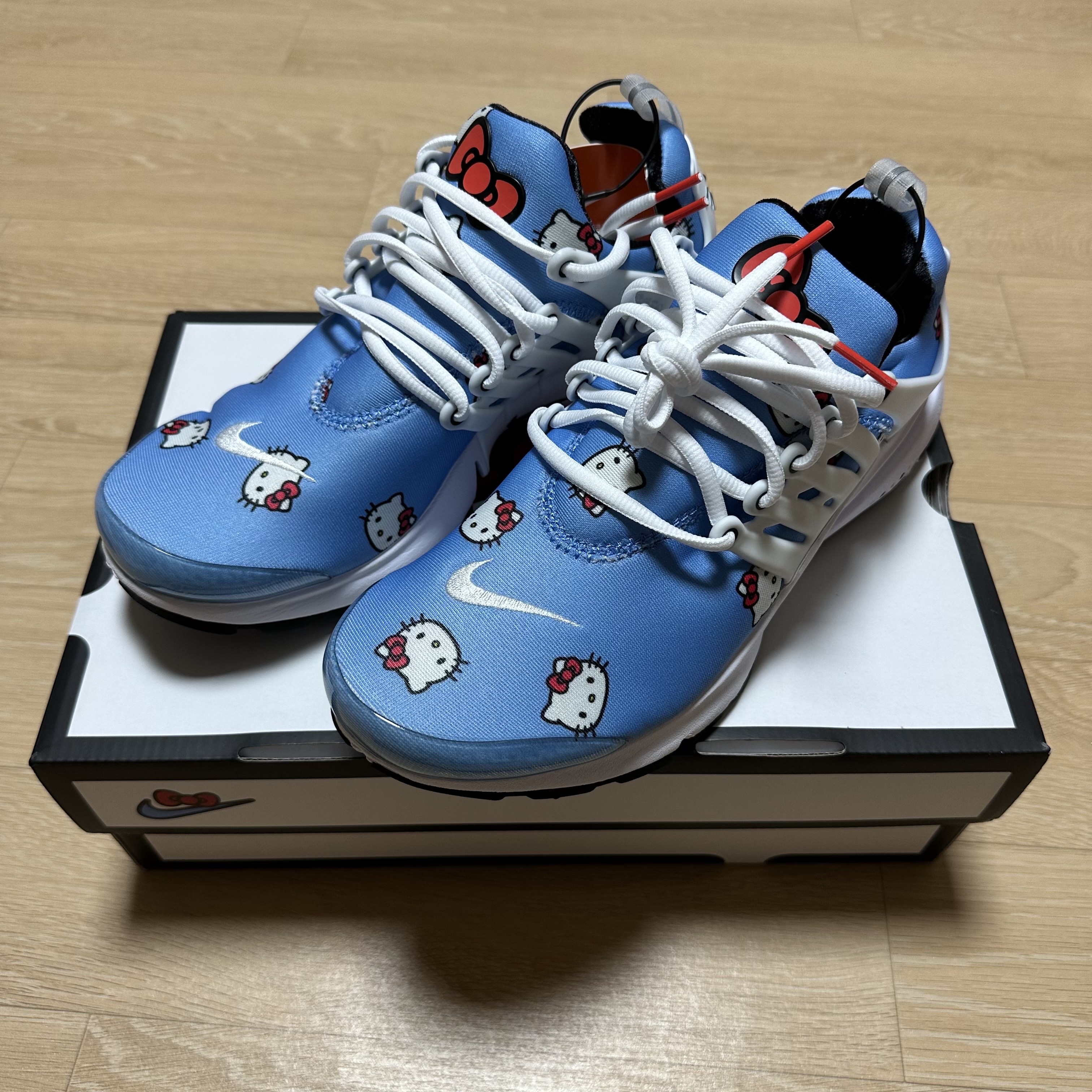 Nike x Hello Kitty Air Presto University Blue 착용 스타일