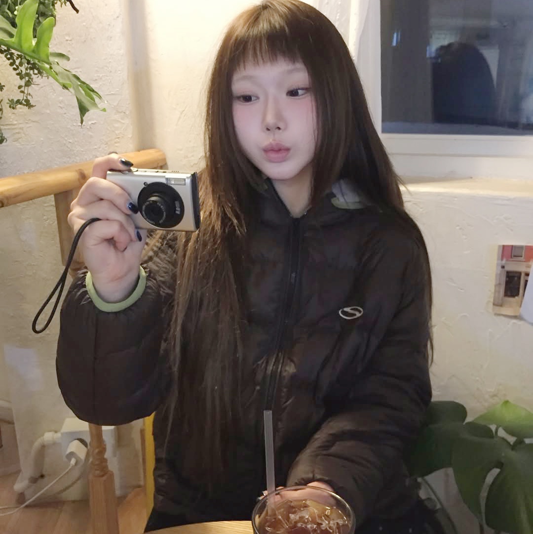 SPORT CHAMBER Light DuckDown Jacket Brown 착용 스타일