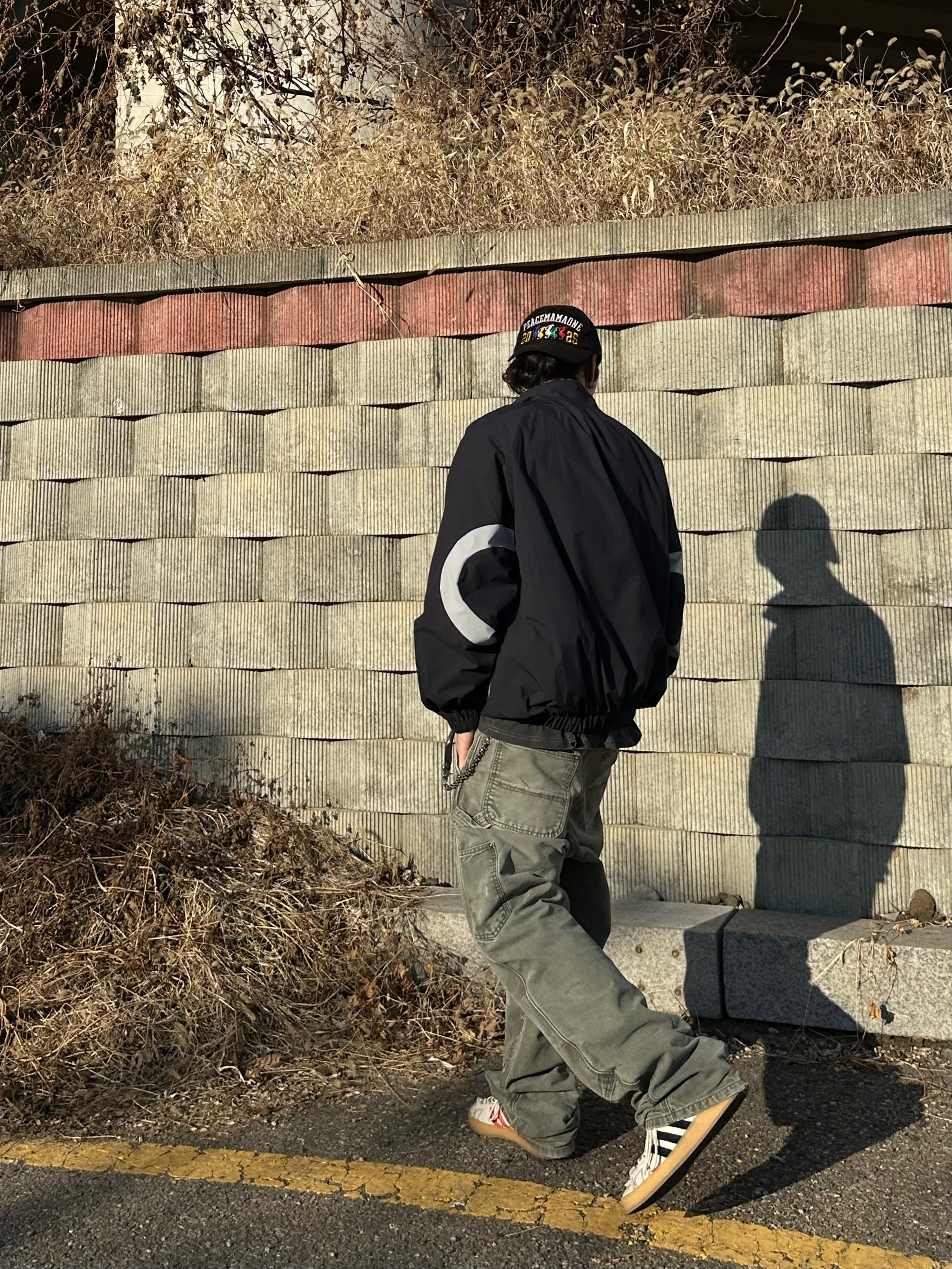 Adidas x Song for the Mute Campus 80s Bliss Core Black, Peaceminusone x 2025 MAMA Awards Peacemamaone Cap Mesh 착용 스타일 - 6