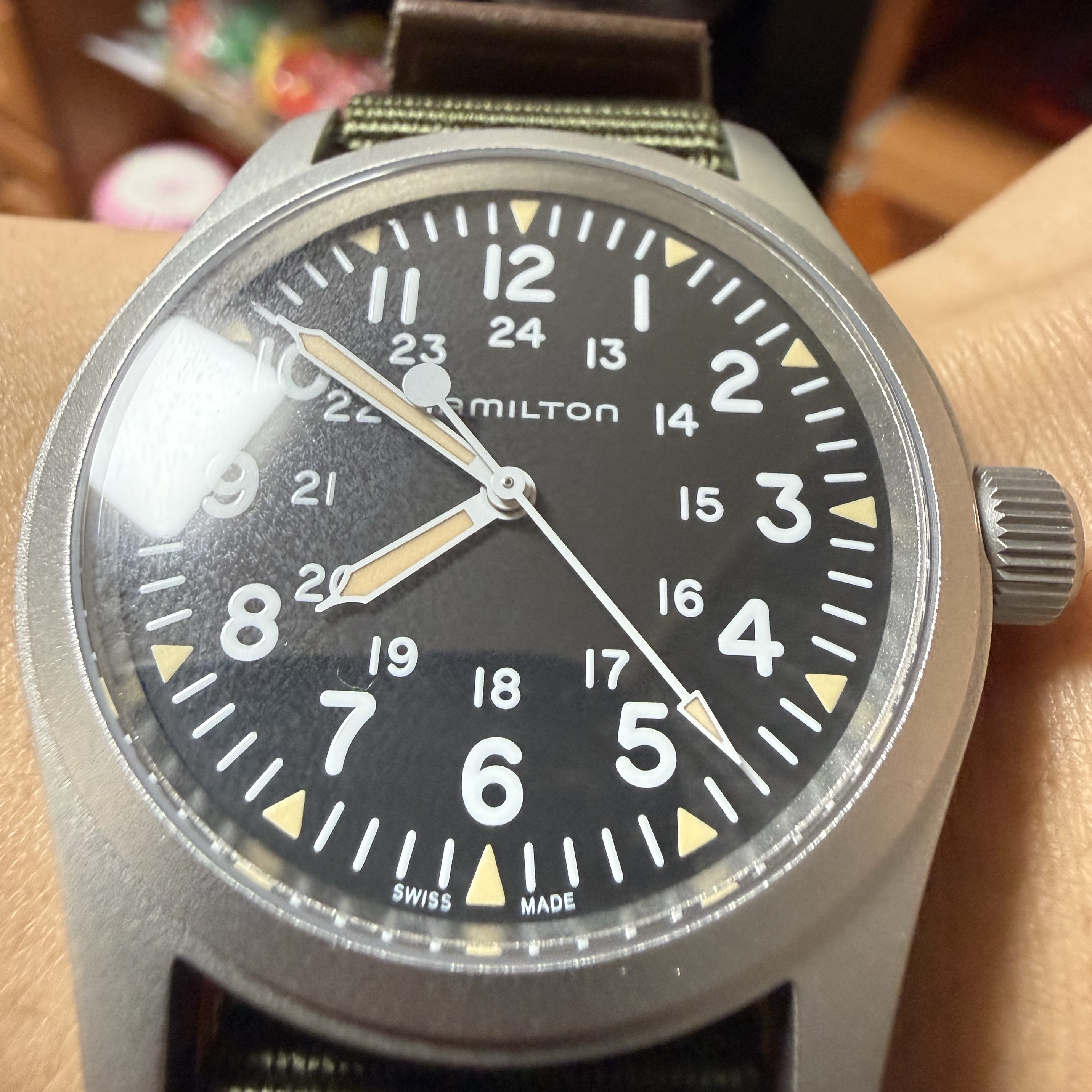 Hamilton Khaki Field Mechanical 38mm Nato Strap Green Black 착용 스타일 - 6
