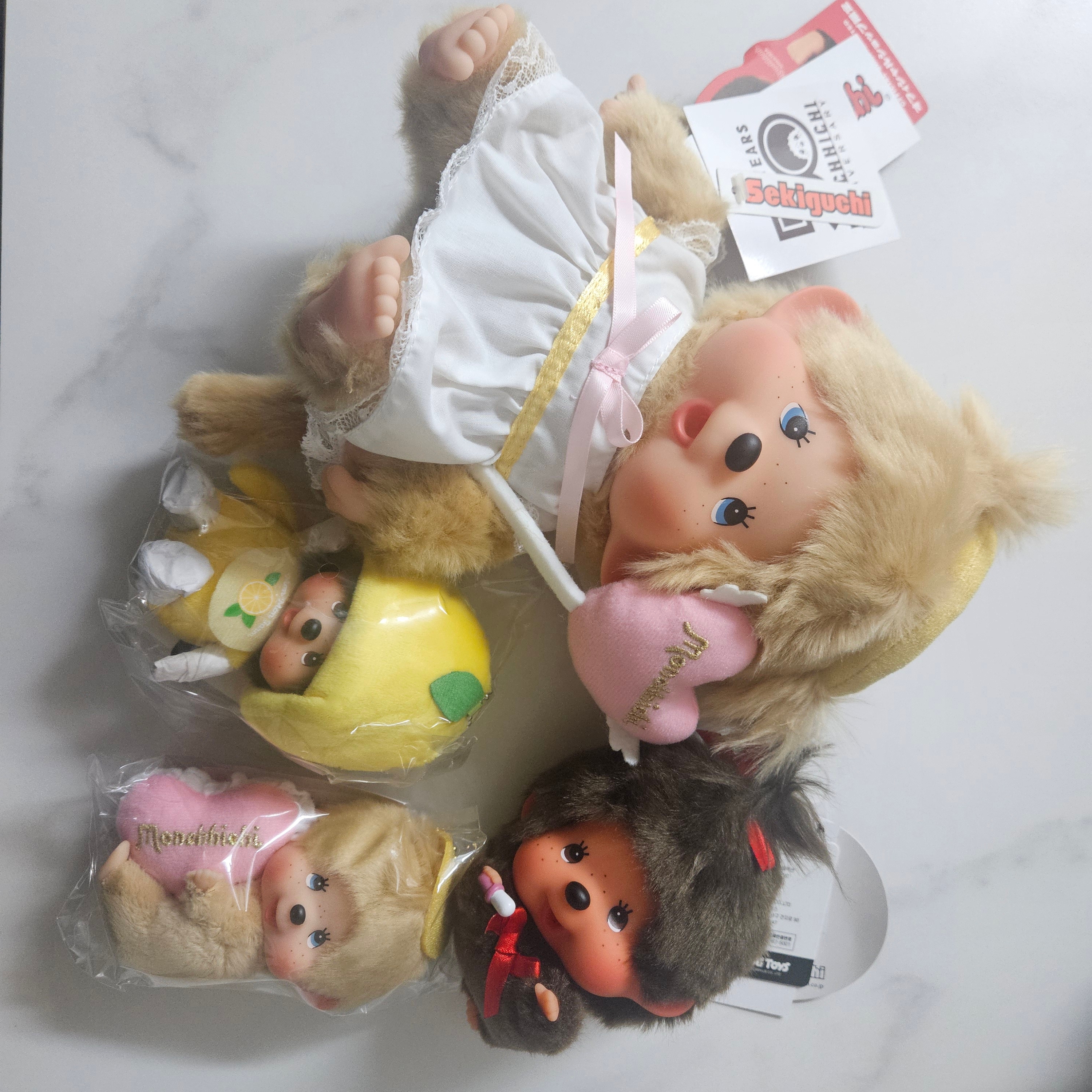 Monchhichi Love Happy Angel Monchhichi M Girl, Monchhichi Fly! Big Head Monchhichi Girl K/C 착용 스타일