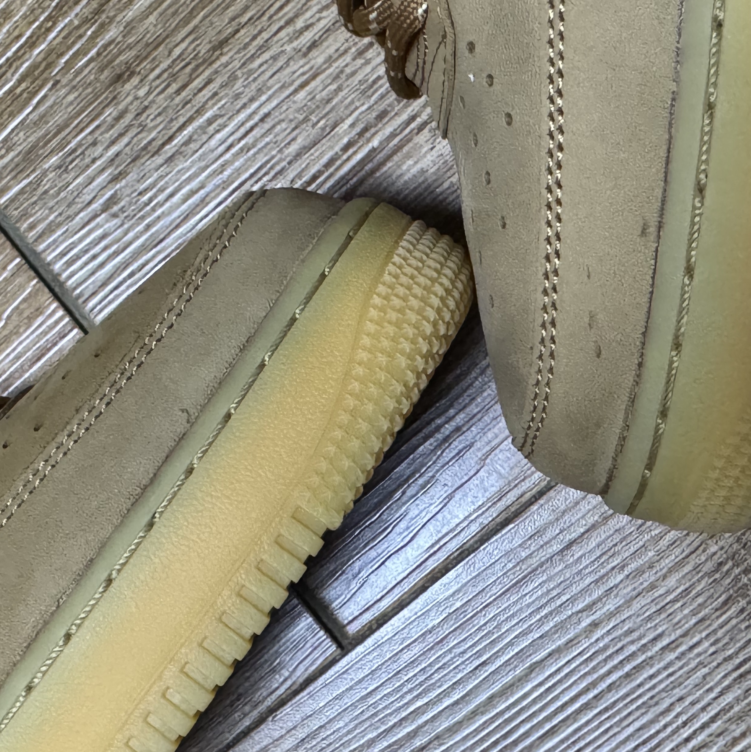 Nike Air Force 1 '07 WB Flax 착용 스타일