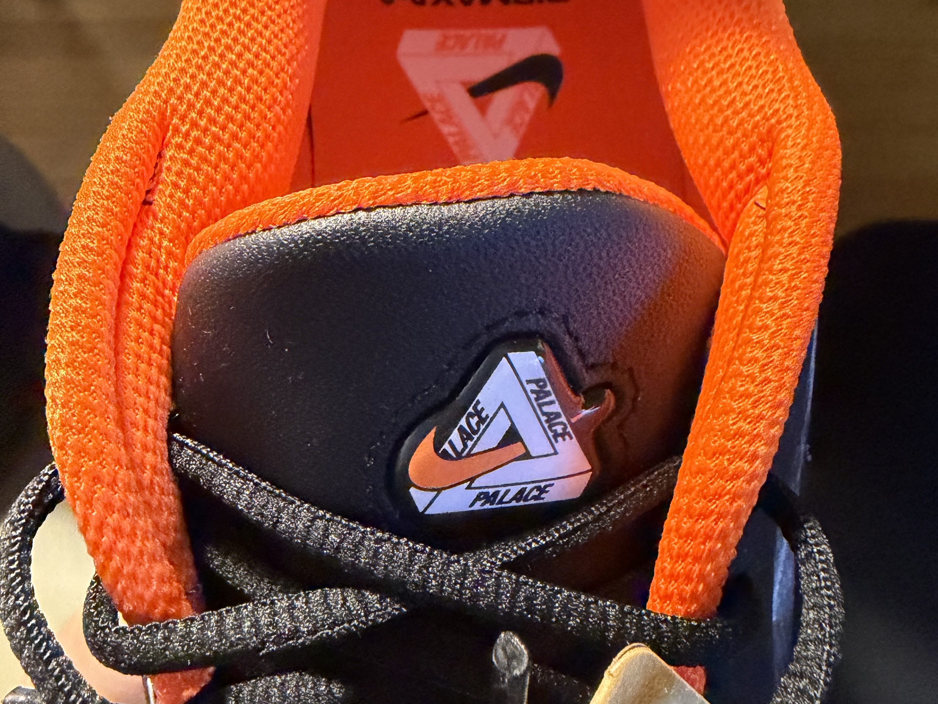 Nike x Palace Air Max Dn8 Black Safety Orange 착용 스타일 - 2