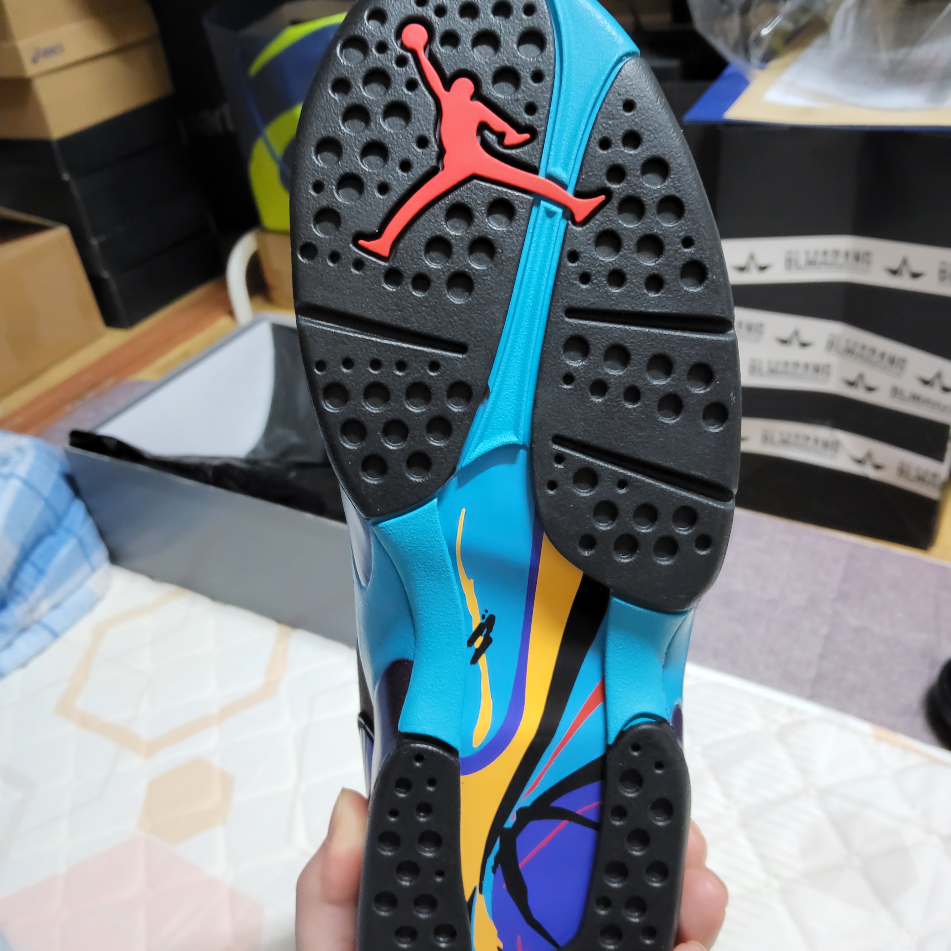 Jordan 8 Retro Aqua 2025 착용 스타일 - 7