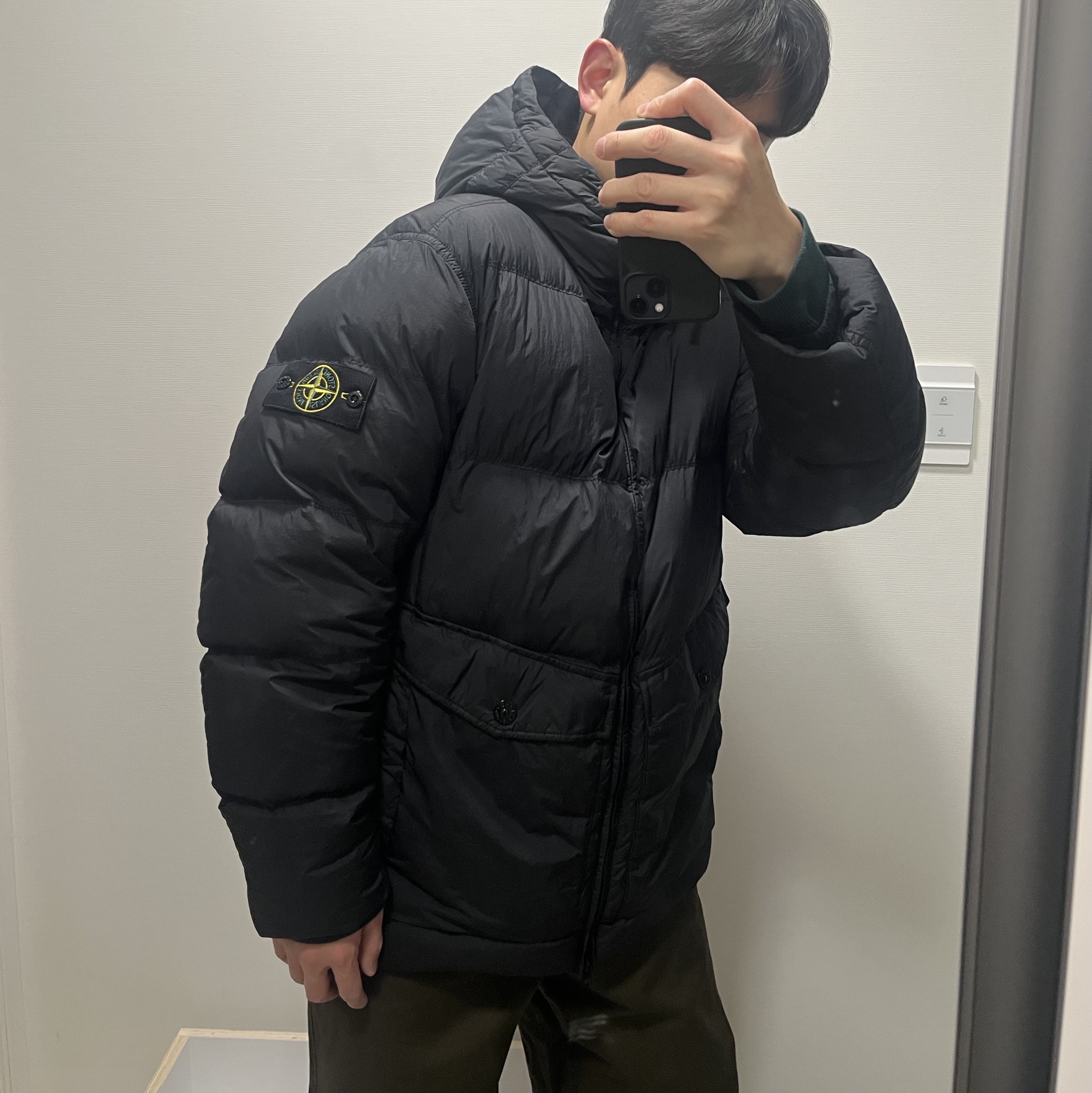 Stone Island 4100011 Crinkle Reps NY Recycled Nylon Hooded Down Jacket Black - 25FW 착용 스타일 - 2