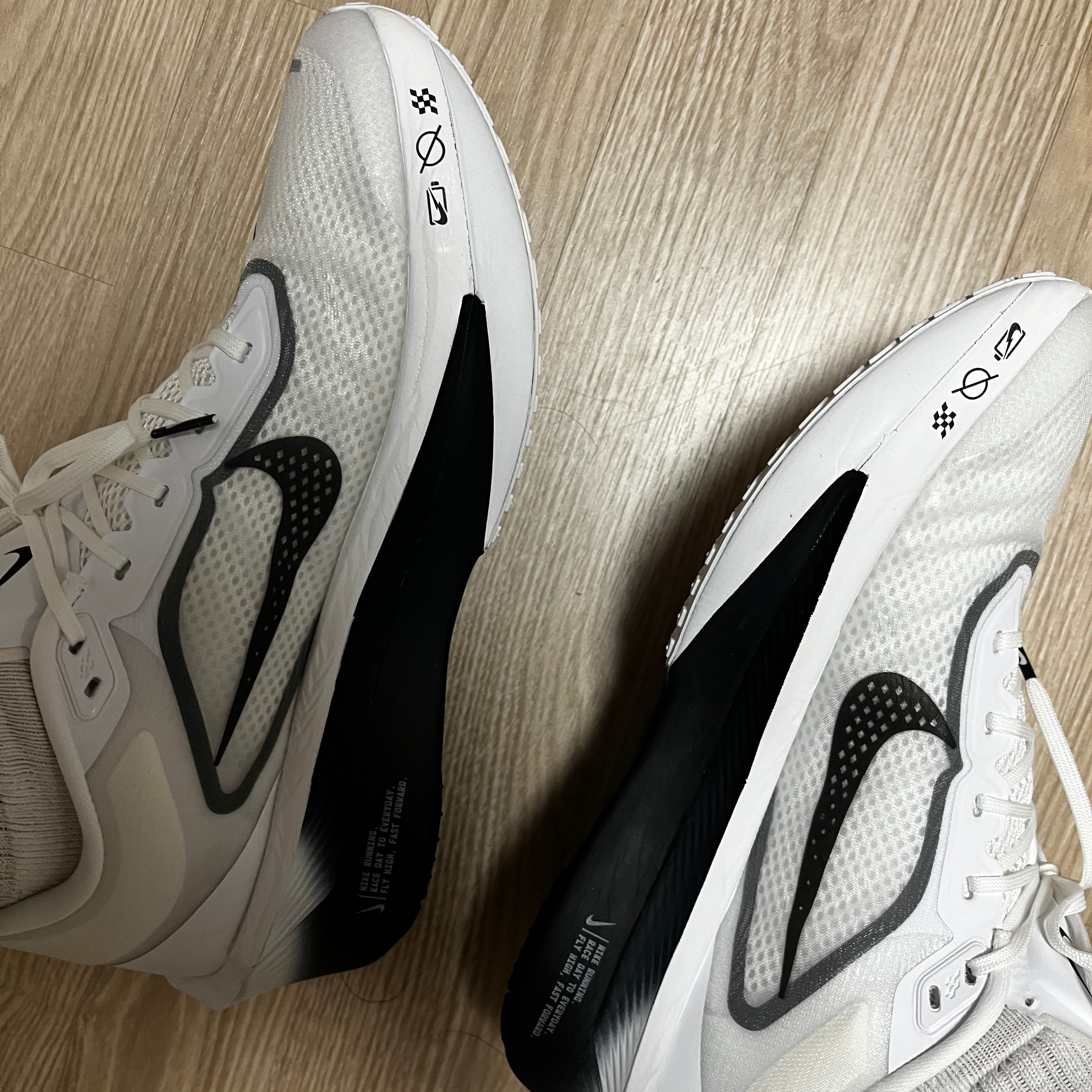 Nike Zoom Fly 6 White Smoke Grey 착용 스타일 - 3
