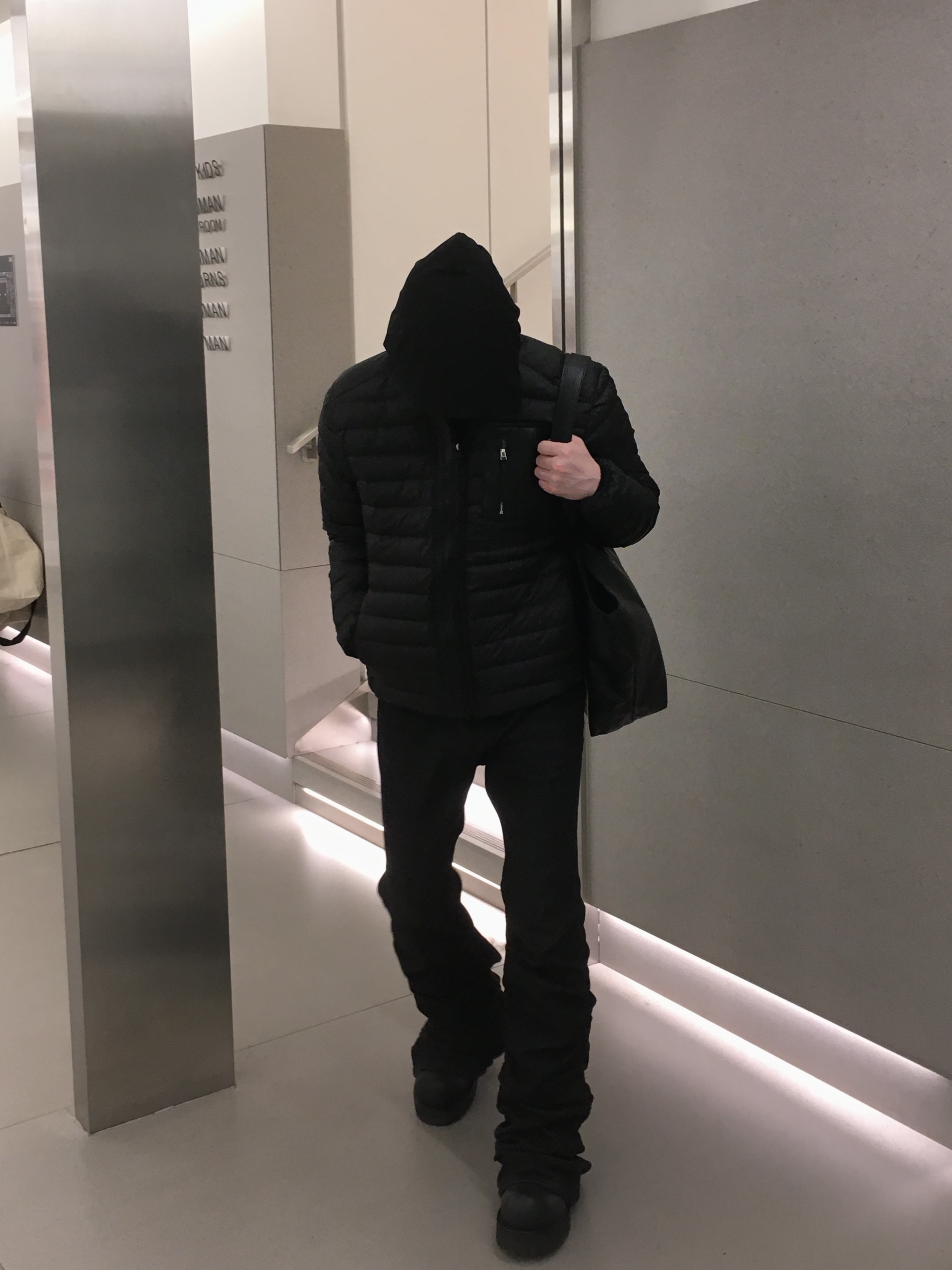 (W) Balenciaga Venom Boot Black, Balenciaga Venom Boot Black 착용 스타일 - 3