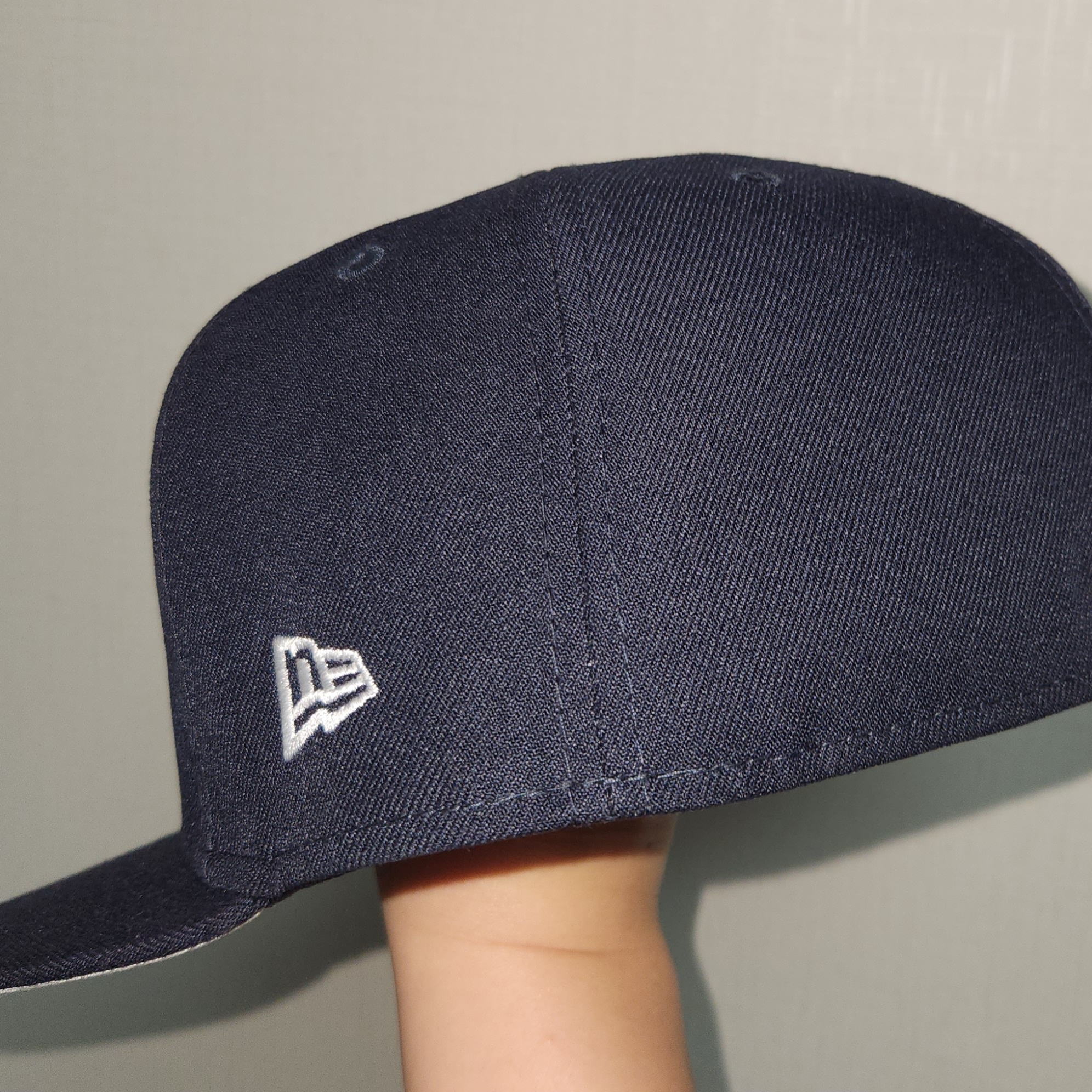 Supreme Championship Box Logo New Era Navy - 25SS 착용 스타일 - 3
