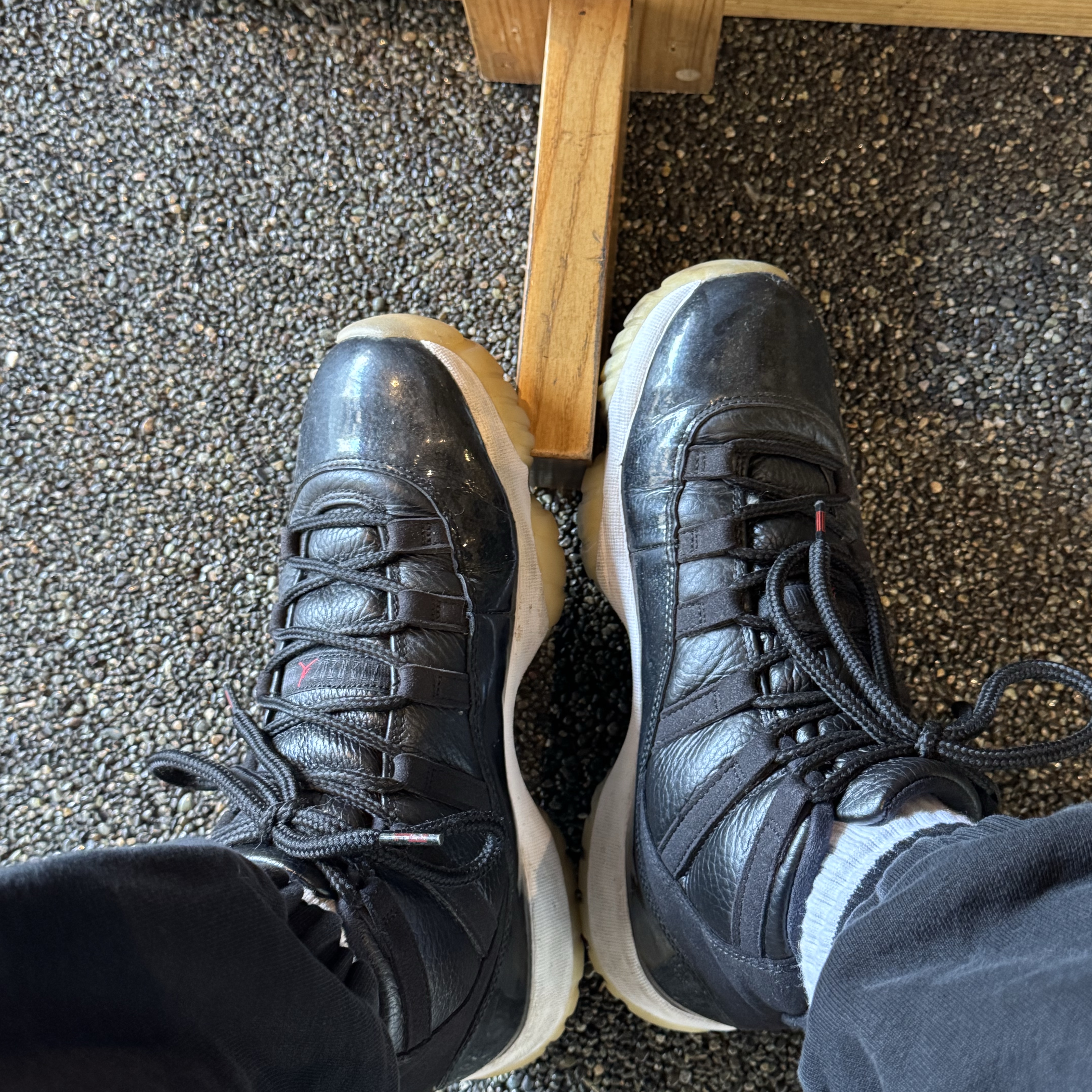 Jordan 11 Retro 72-10 착용 스타일