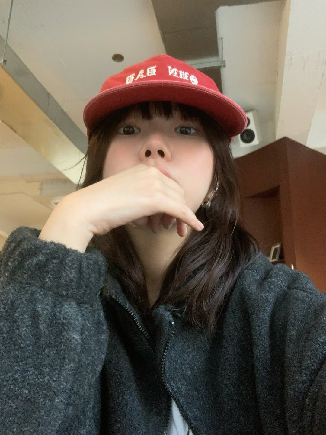 Sunday Ceremony Vintage Washed 5 Panel Cotton Cap - Red 착용 스타일 - 3