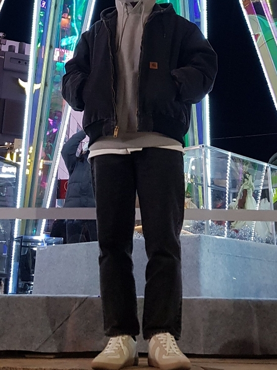 Carhartt Duck Active Jacket Black 착용 스타일