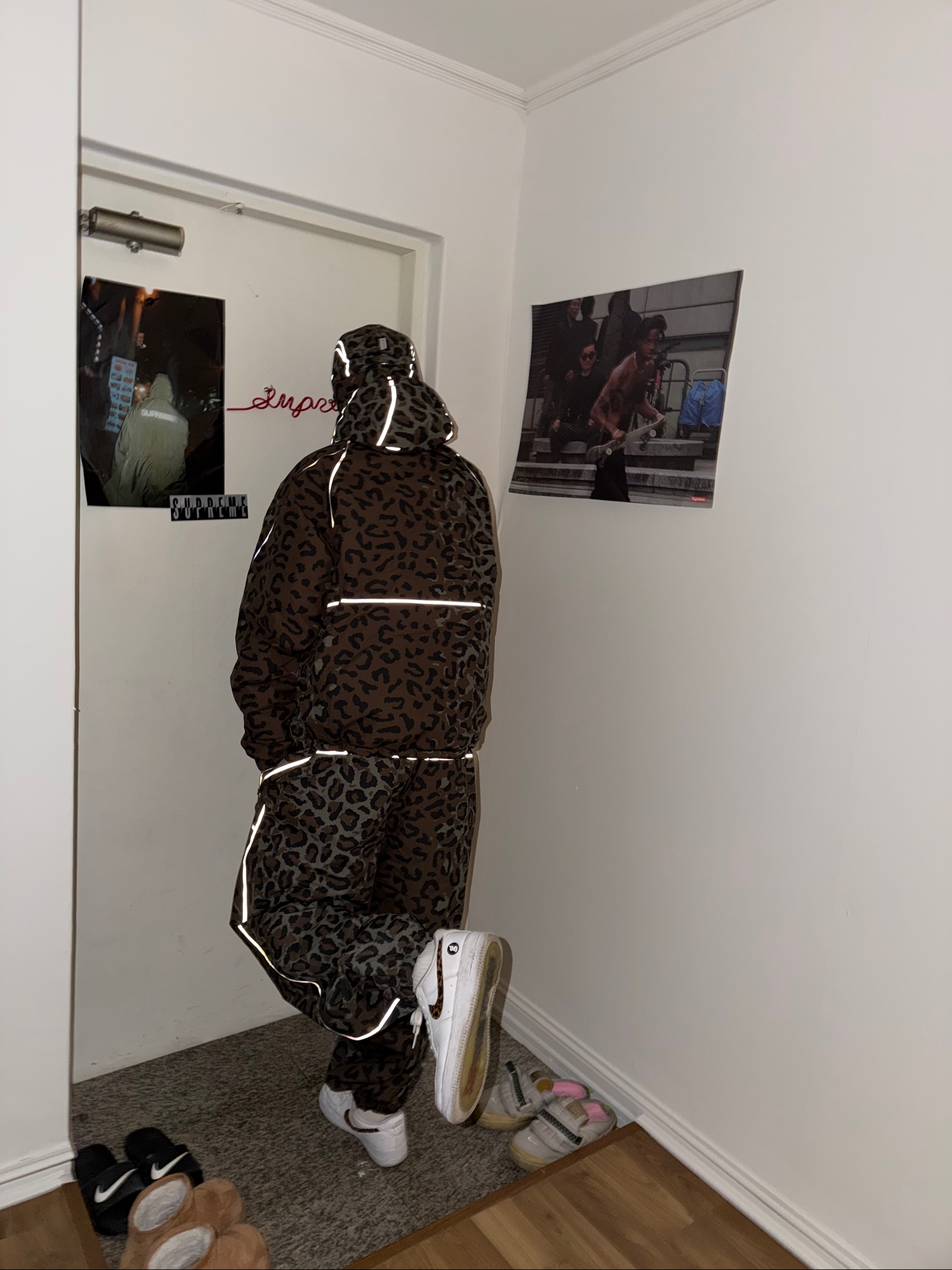 Palace Gore-Tex Windstopper Posh Earflap 4-Panel Cheetah - 25FW, Palace Gore-Tex Windstopper Illuminator Jacket Cheetah - 25FW 착용 스타일