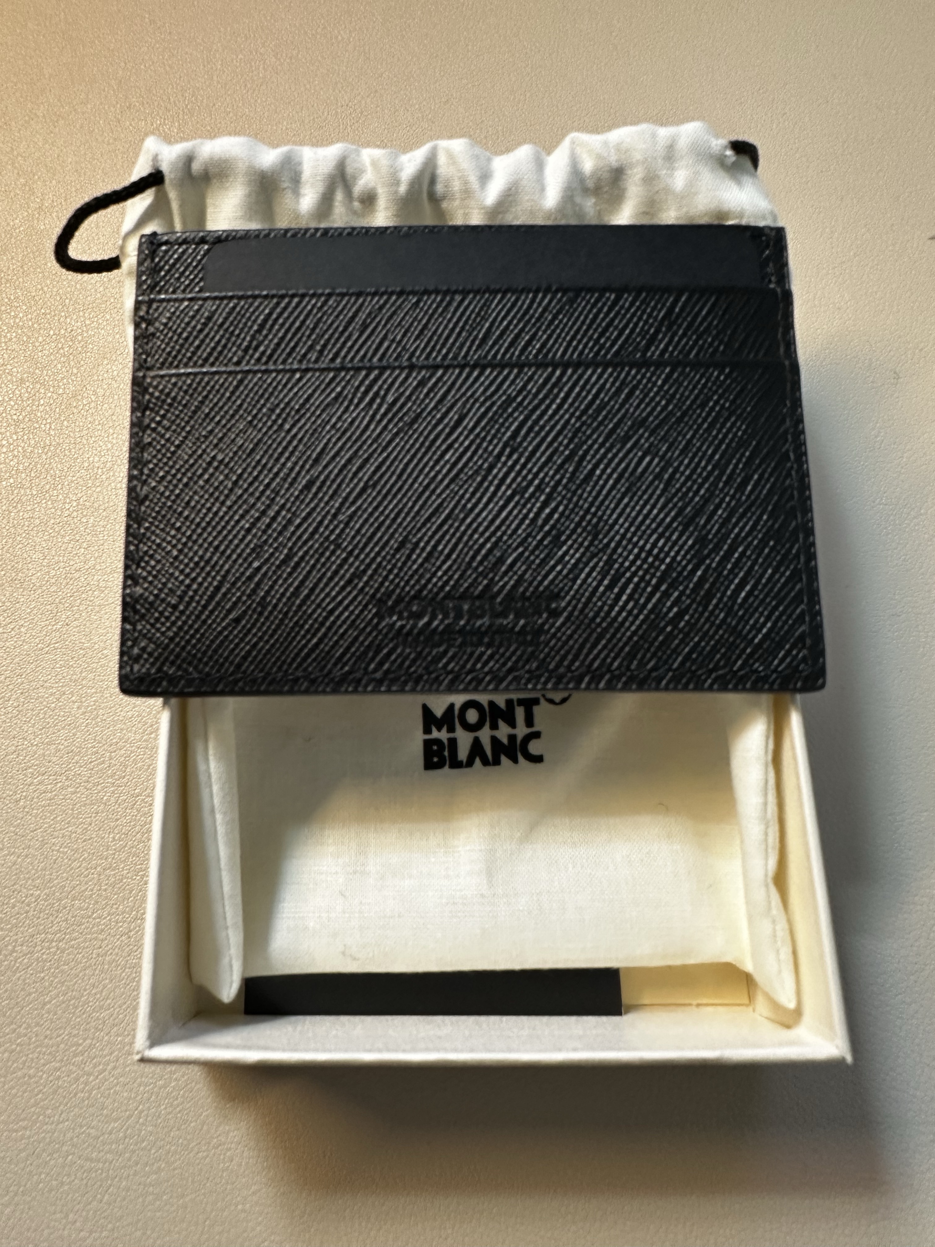 Montblanc Sartorial 5cc Card Holder Black 착용 스타일 - 2
