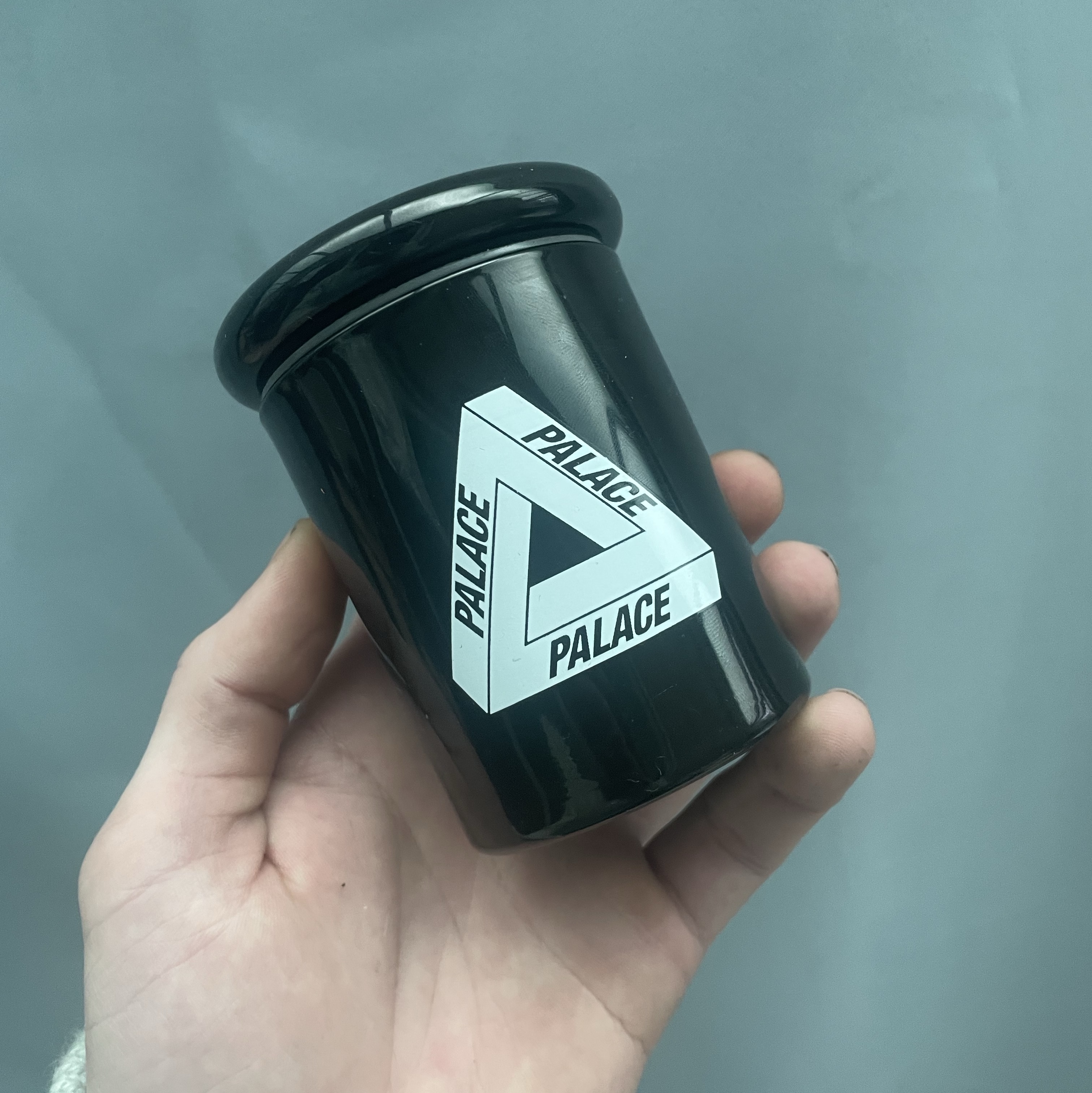 Palace x Gatorbeug Stash Jar Black - 25SS 착용 스타일