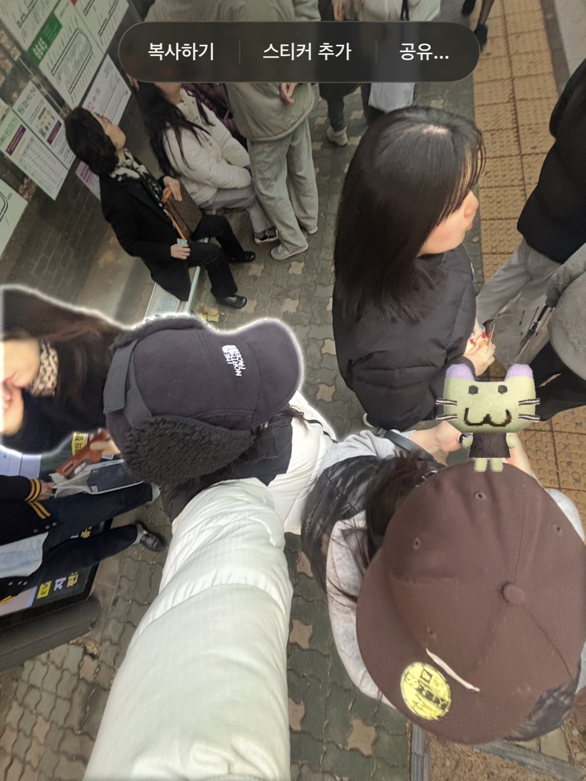 The North Face Fleece Earmuff Cap EX Black, The North Face White Label Novelty Nuptse RDS Down Jacket Ivory 착용 스타일