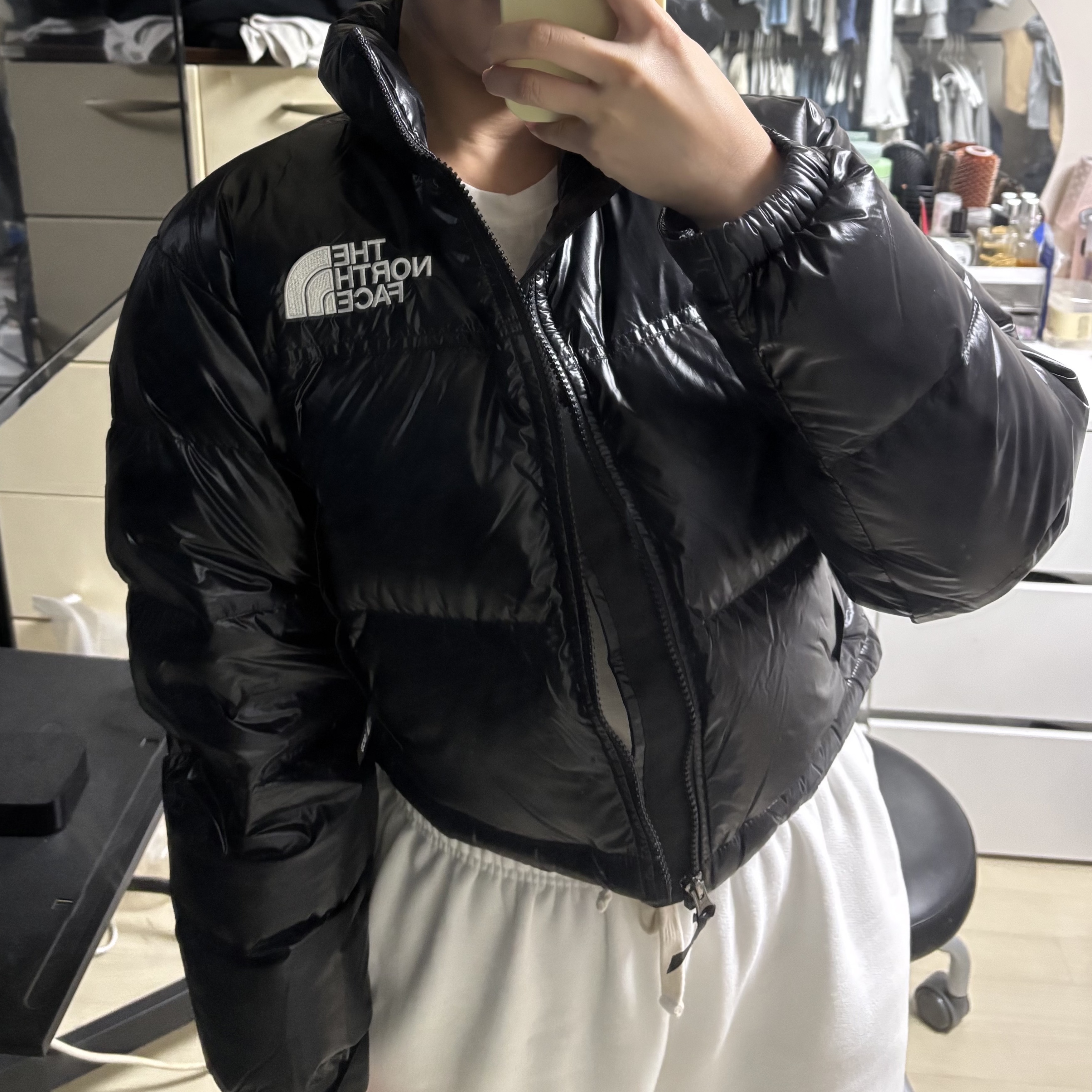 (W) The North Face Nuptse Short Jacket Black 착용 스타일