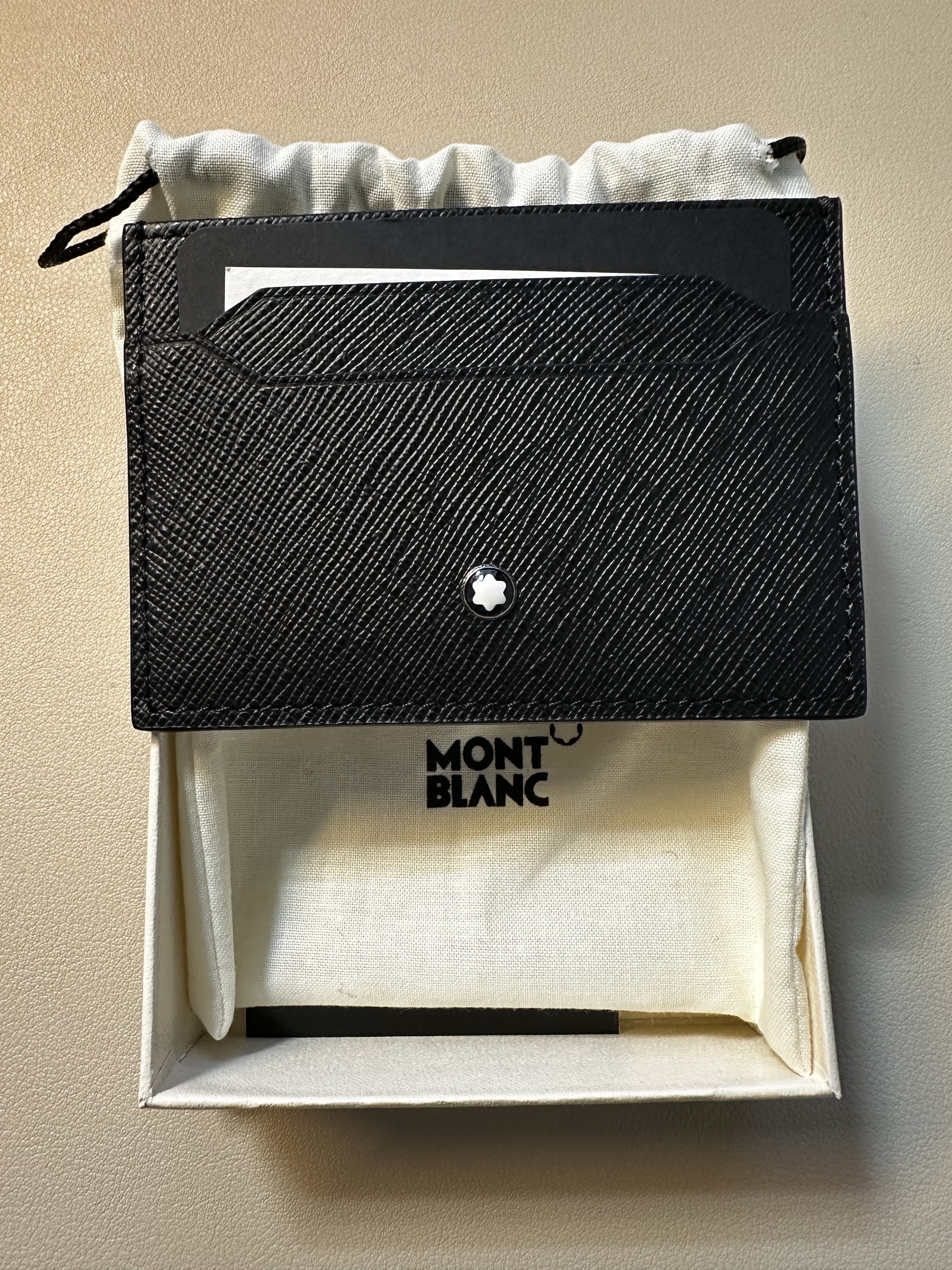 Montblanc Sartorial 5cc Card Holder Black 착용 스타일 - 1