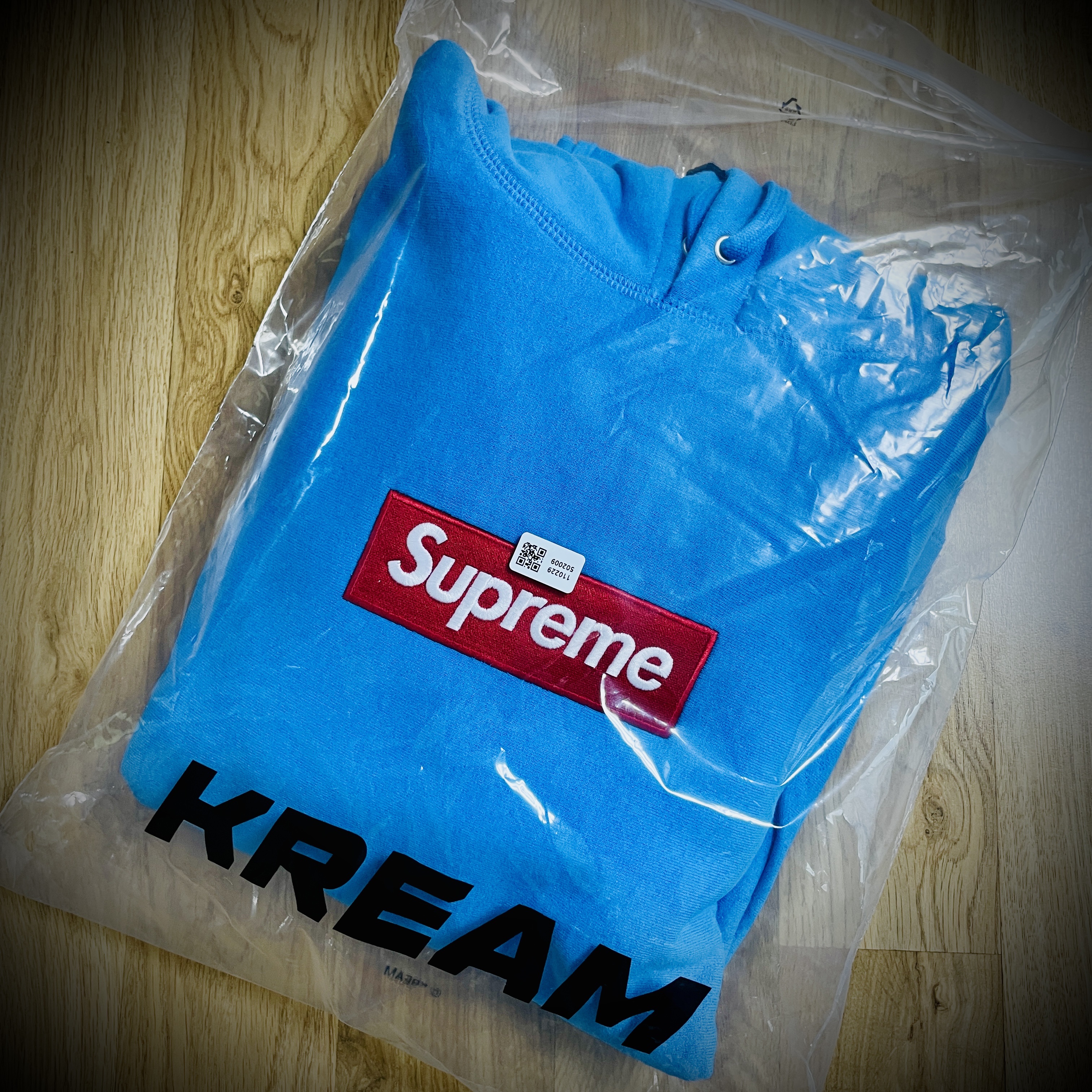 Supreme Box Logo Hooded Sweatshirt Cyan - 25FW 착용 스타일