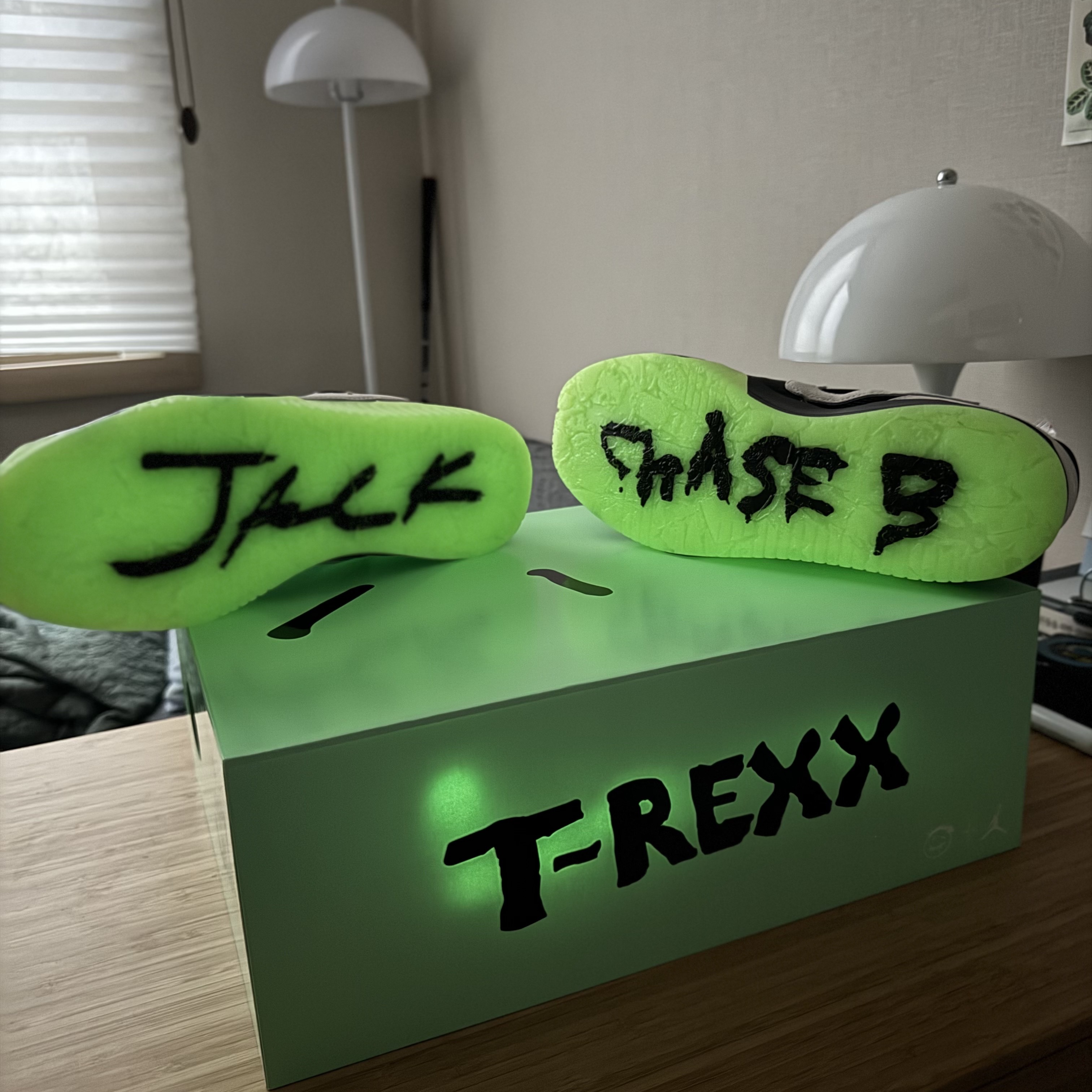 Jordan x Travis Scott x Chase B Jumpman Jack TR Black Night Silver 착용 스타일 - 6