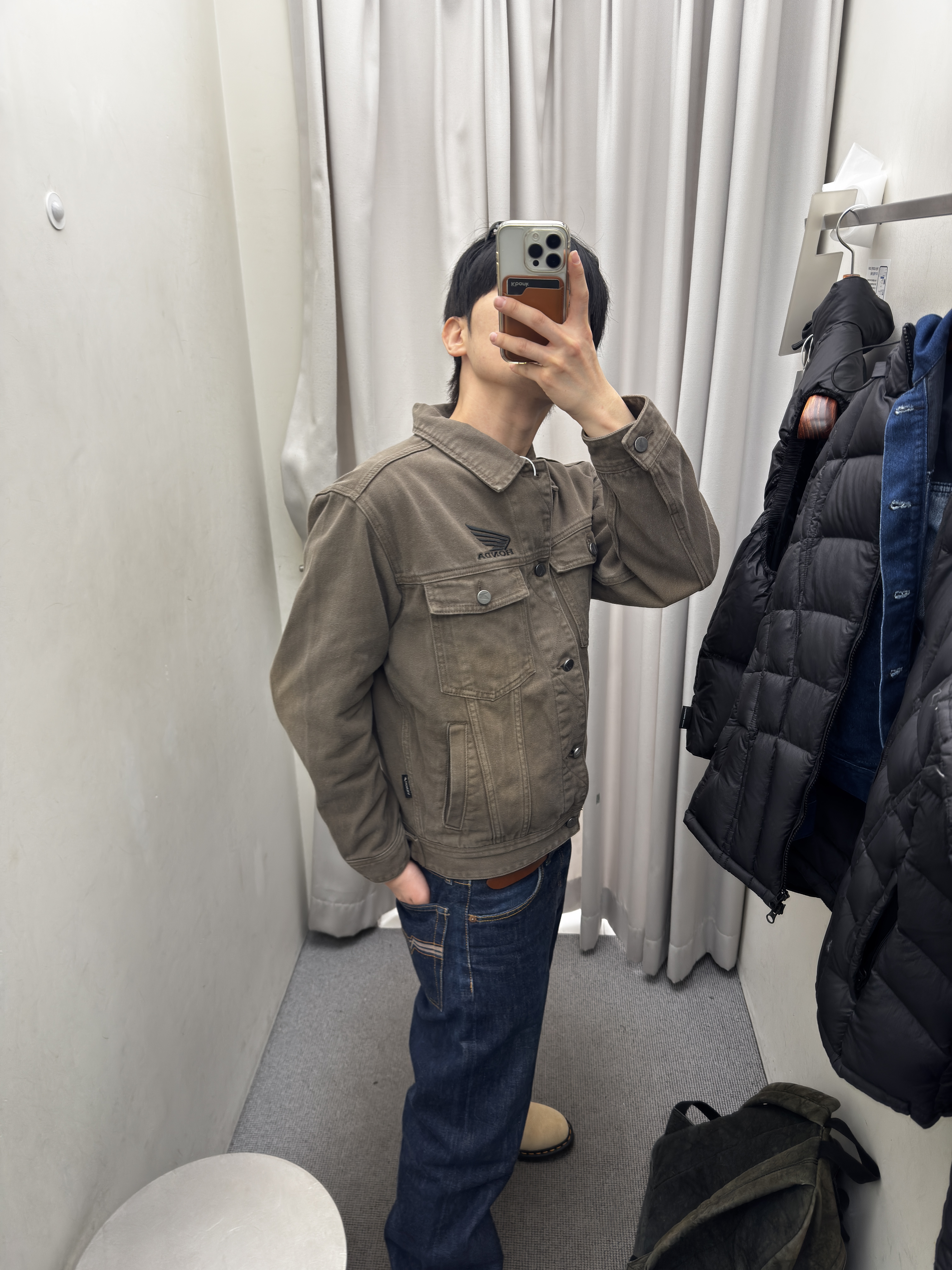 Honda Vintage Old Denim Jacket Brown, Dr. Martens 939 Bronx Suede Ankle Boots Tan 착용 스타일 - 2