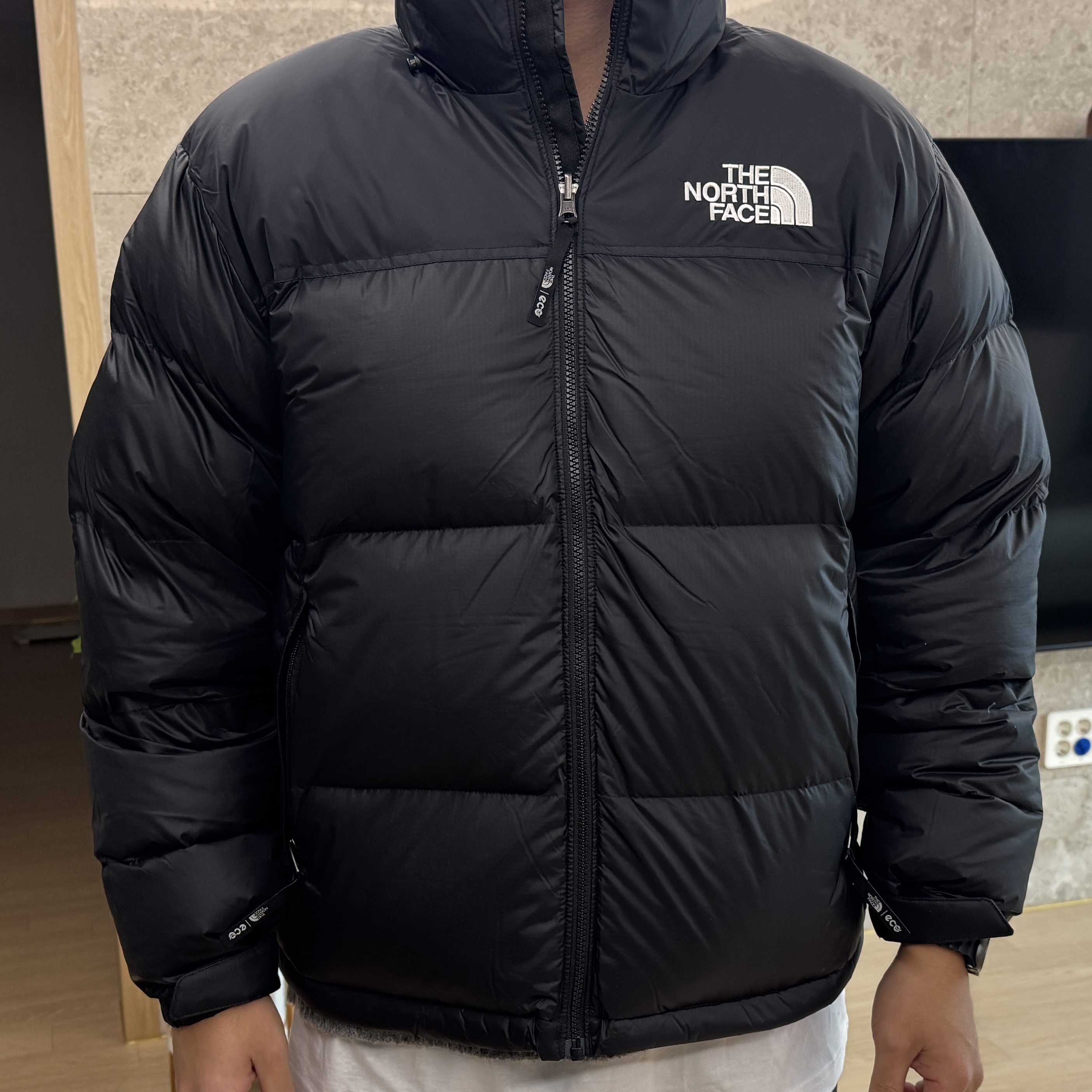 The North Face 1996 Retro Nuptse Jacket Black - 25FW 착용 스타일