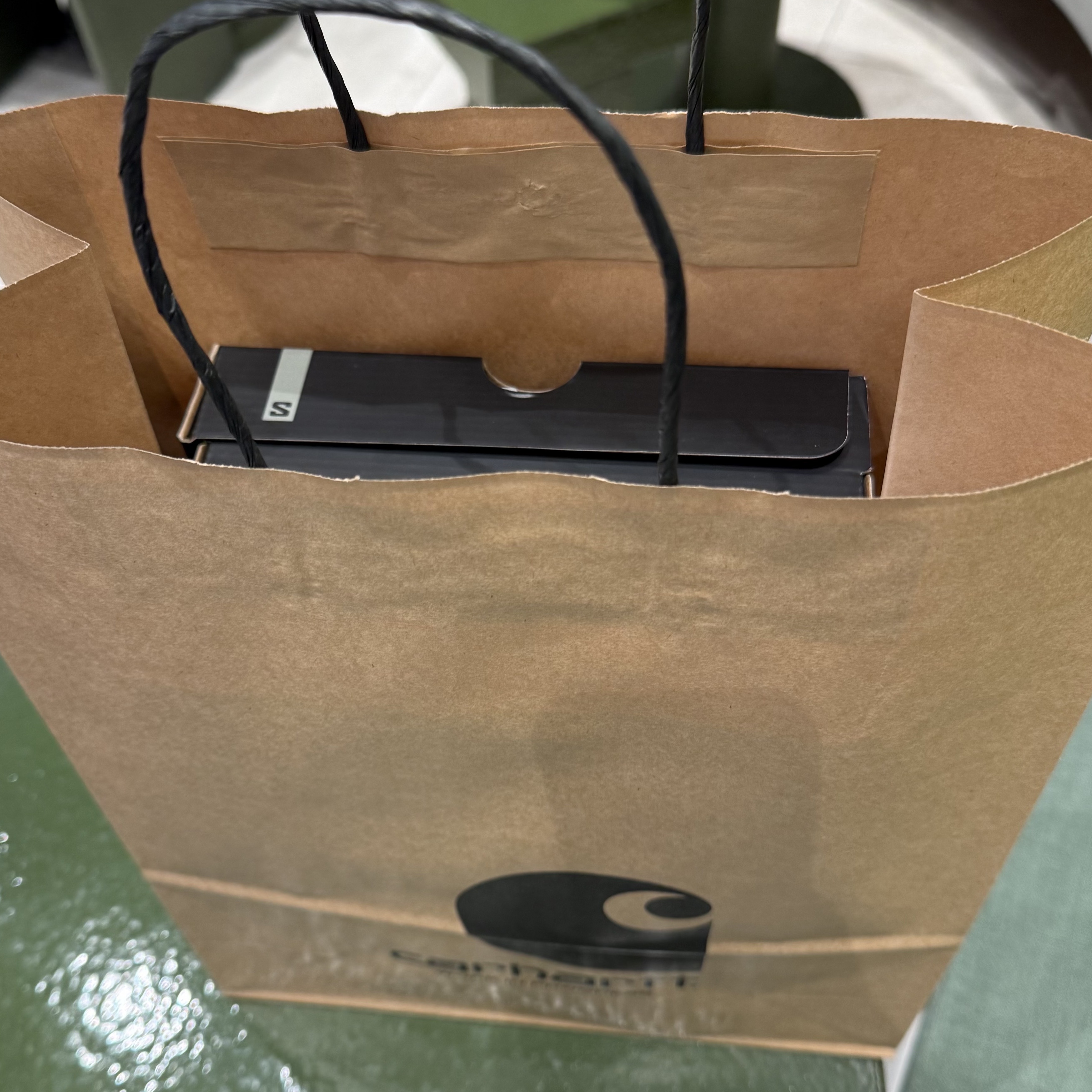 Salomon x Carhartt WIP X-Alp Black 착용 스타일 - 2