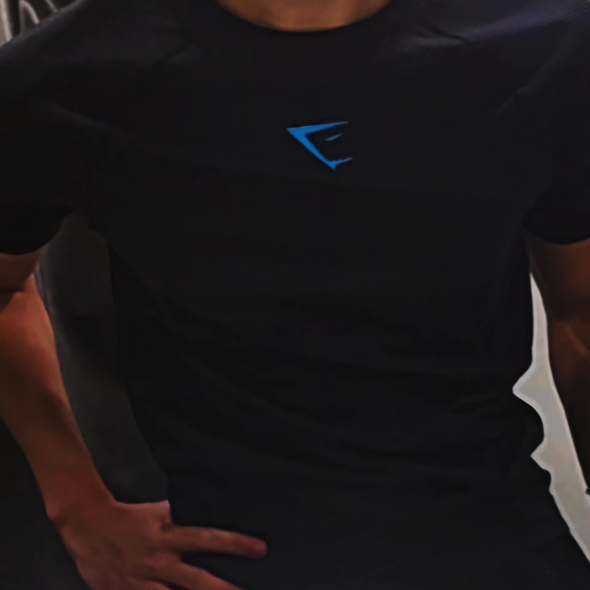 Gymshark Onyx 5.0 Seamless T-Shirt Black Onyx Grey 착용 스타일 - 1