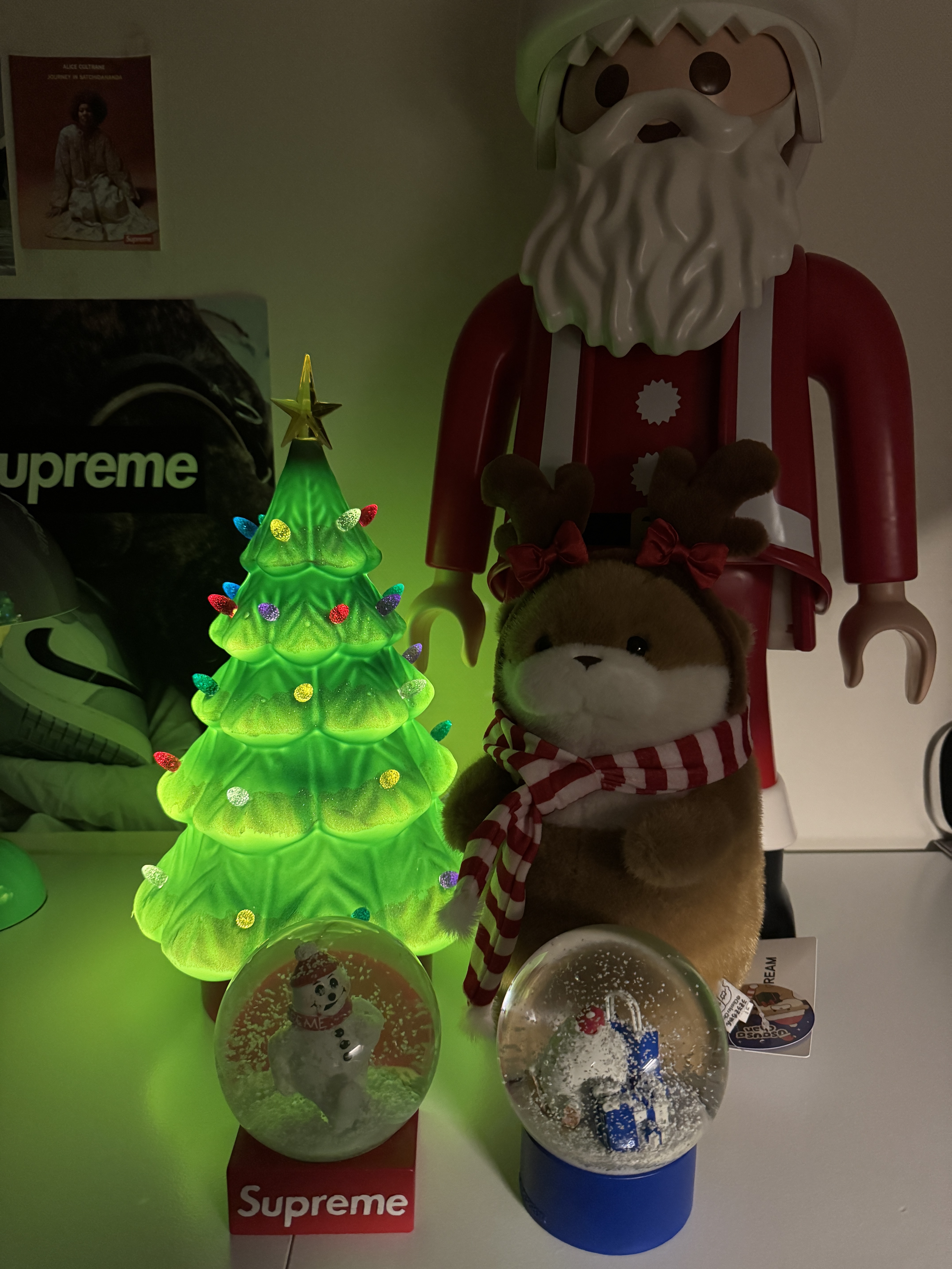 Playmobil Santa XXL, Supreme 15" Holiday Tree Green - 25FW 착용 스타일 - 2