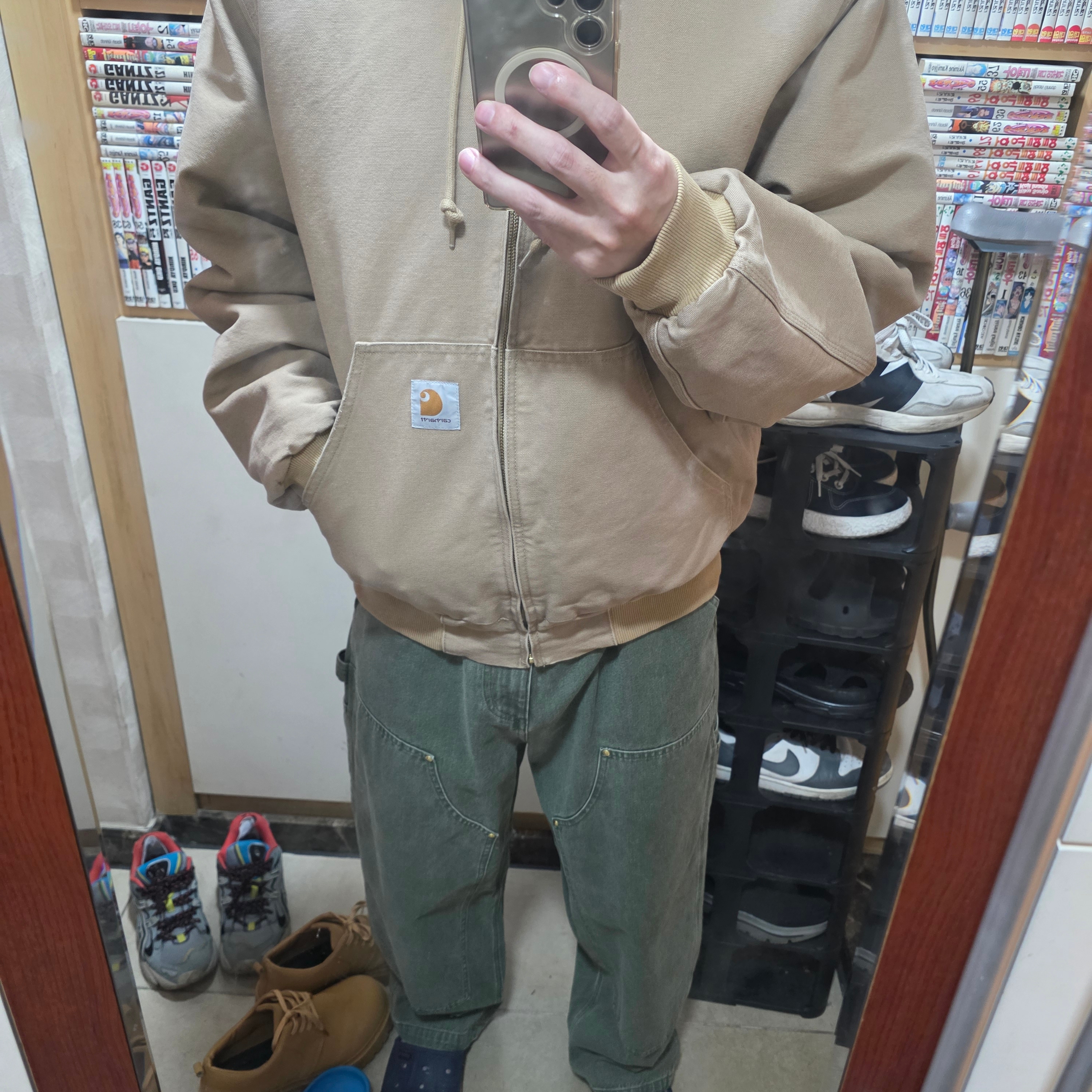 Carhartt WIP OG Active Jacket Peanut - Winter, Carhartt WIP Nash OG Double Knee Pants Blue Stone Washed 착용 스타일 - 1