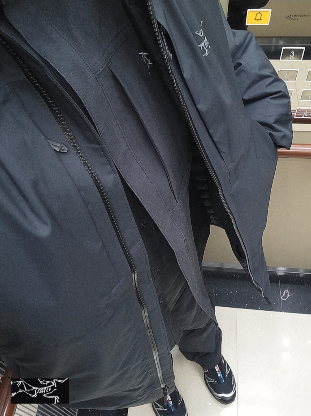 Arc'teryx Cronin Cotton Pants Black, Arc'teryx Cronin Cotton Overshirt Black 착용 스타일