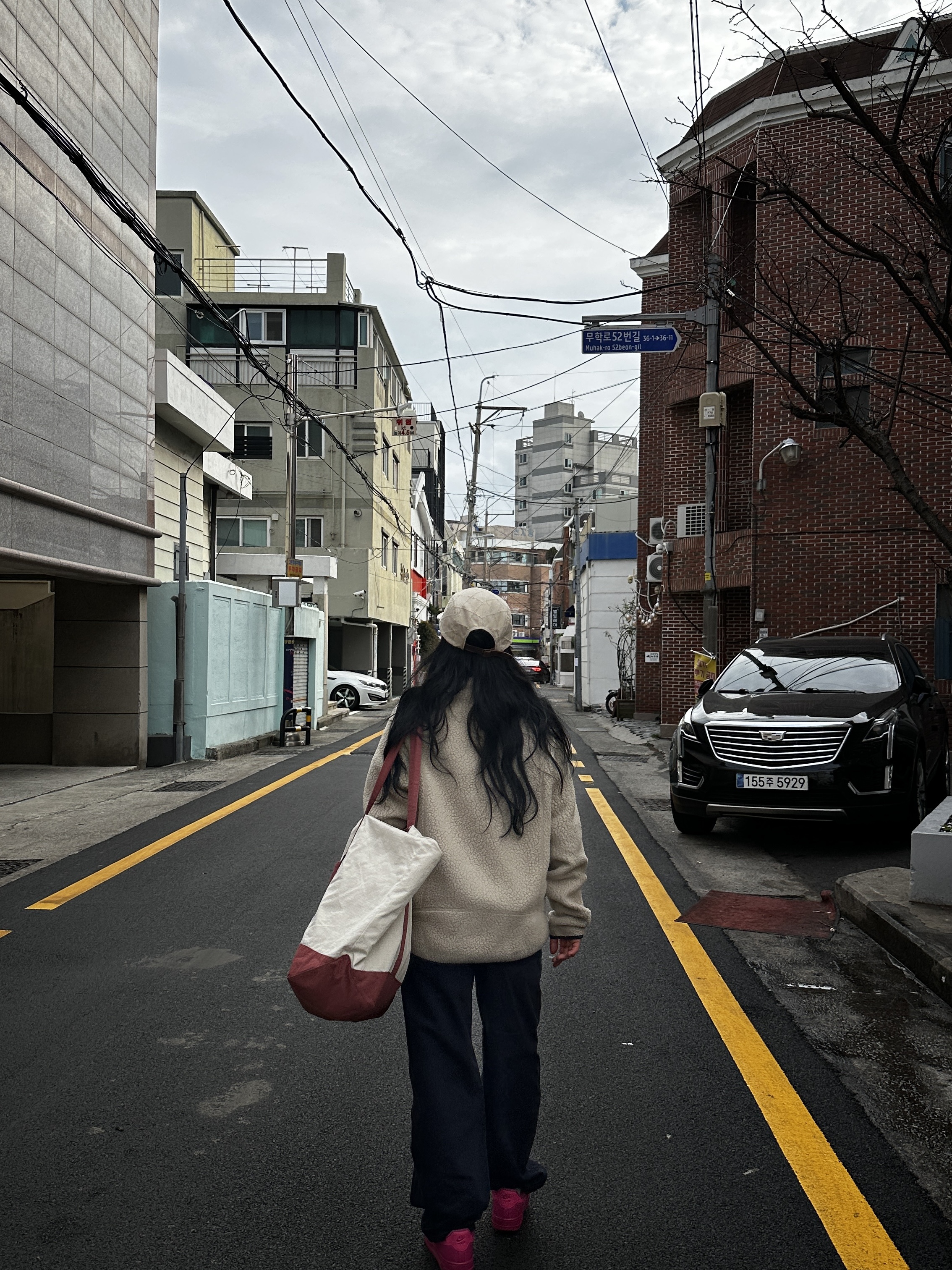 999Humanity EVD Sweat MTM Dark Navy, (W) Nike Air Force 1 '07 Fireberry Fierce Pink 착용 스타일 - 3