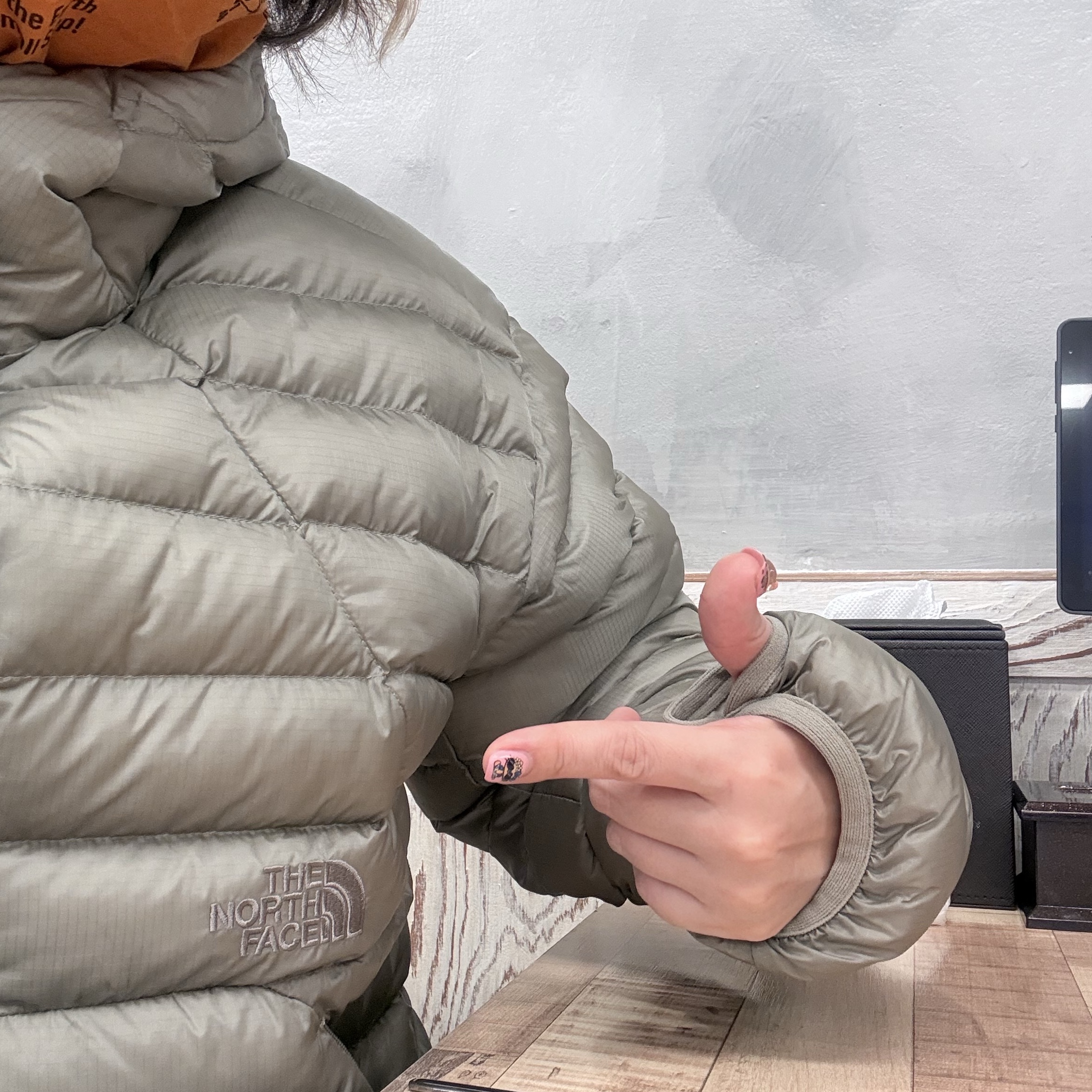 The North Face Ventus On Jacket Light Khaki 착용 스타일 - 1