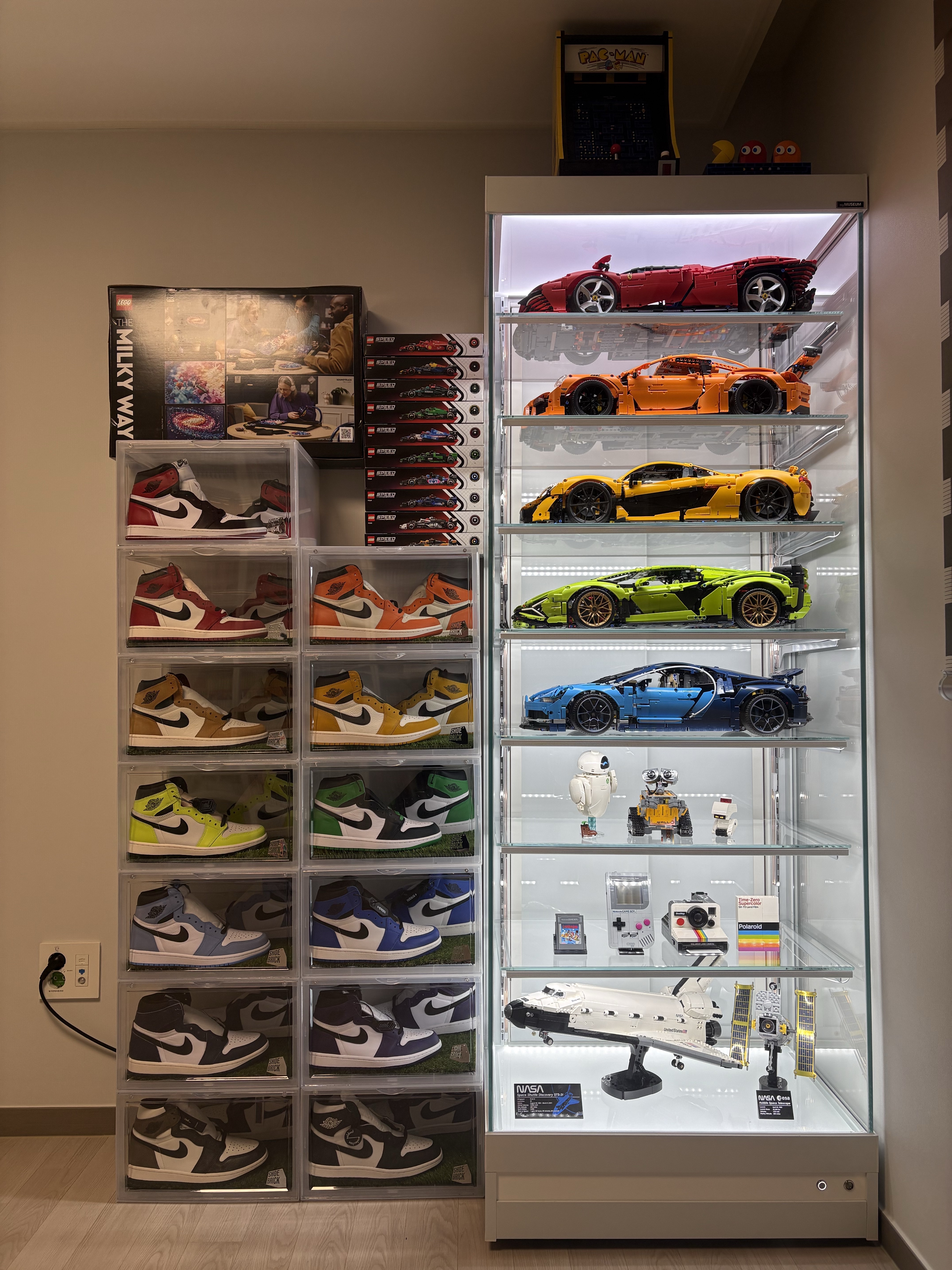 Lego PAC-MAN Arcade, Lego Ferrari Daytona SP3 착용 스타일