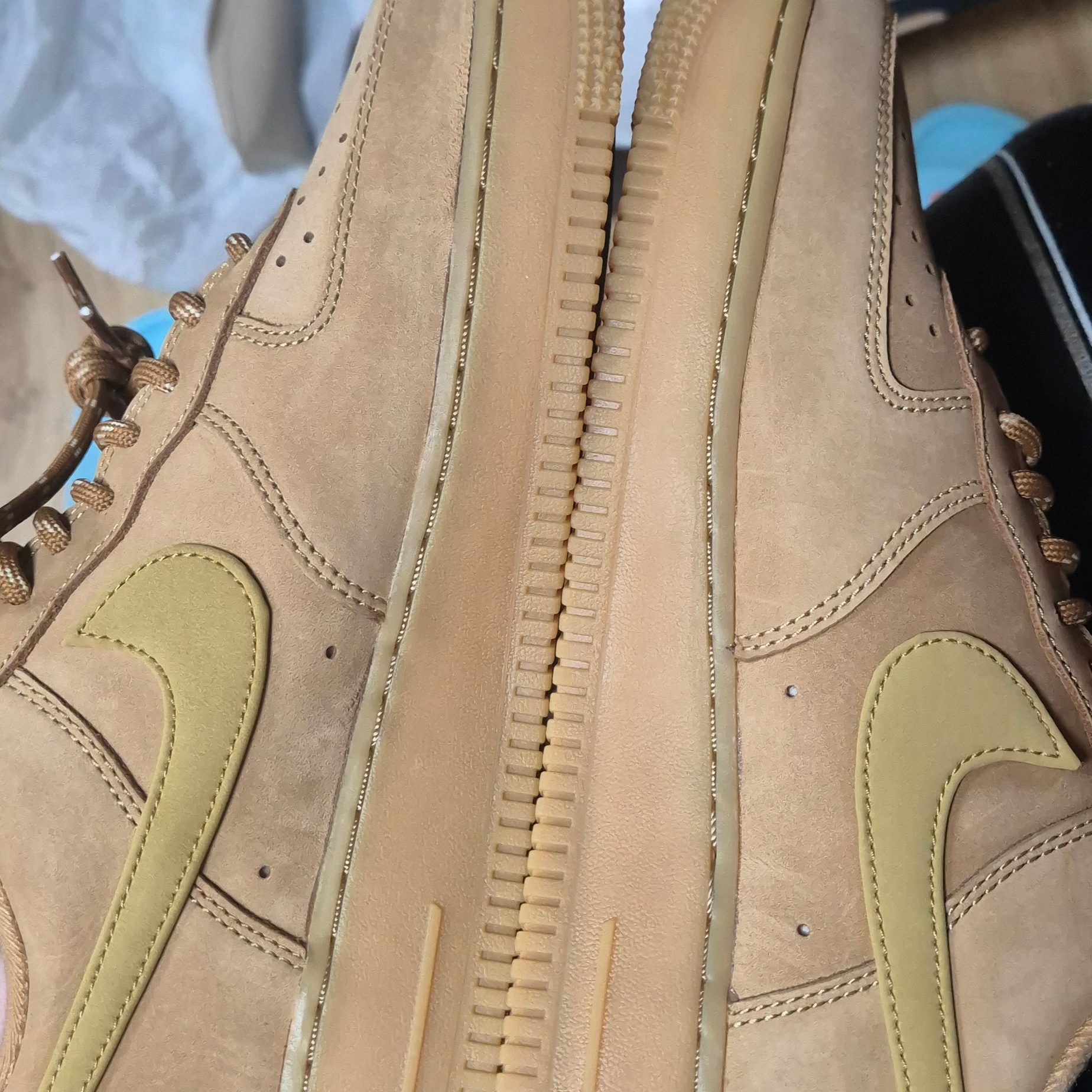 Nike Air Force 1 '07 WB Flax 착용 스타일