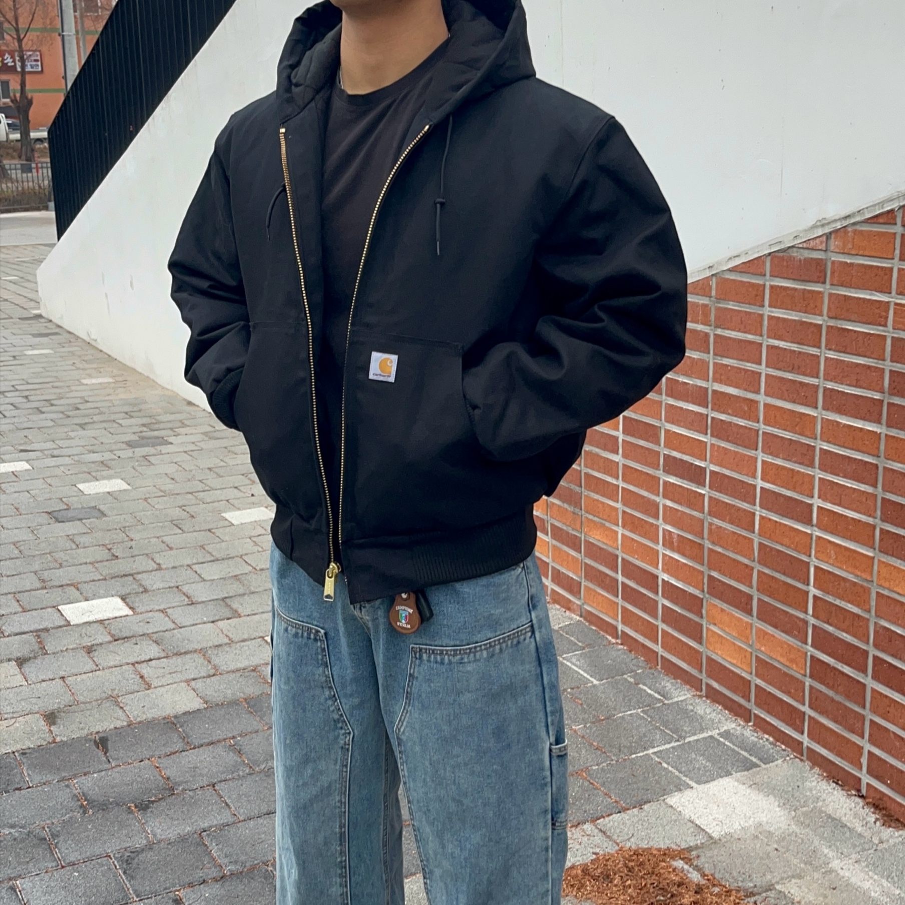 Carhartt Loose Fit Regular Firm Duck Flannel Lined Active Jacket Black 착용 스타일
