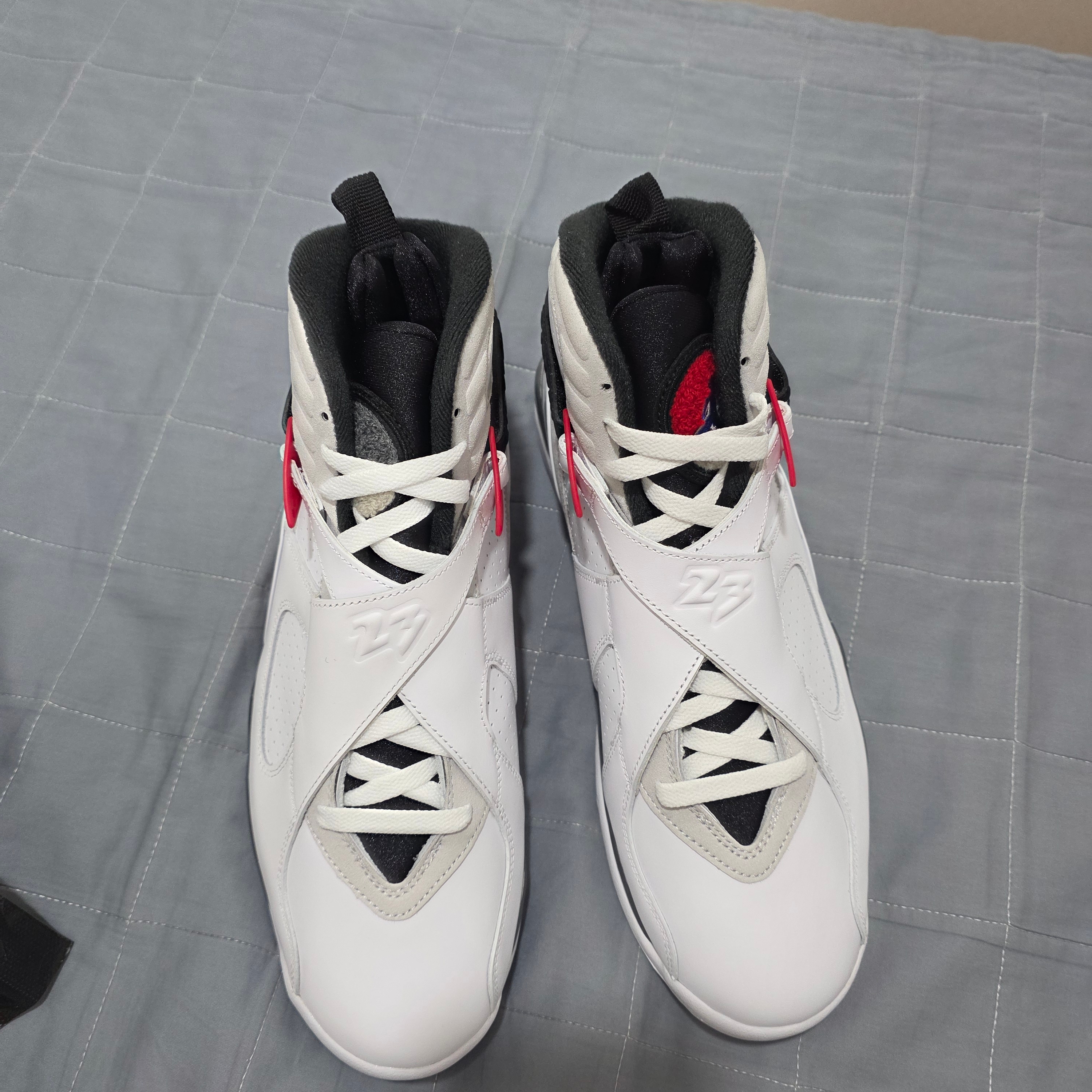 Jordan 8 Retro Bugs Bunny 2025, Jordan 8 Retro Playoffs 2023 착용 스타일 - 4