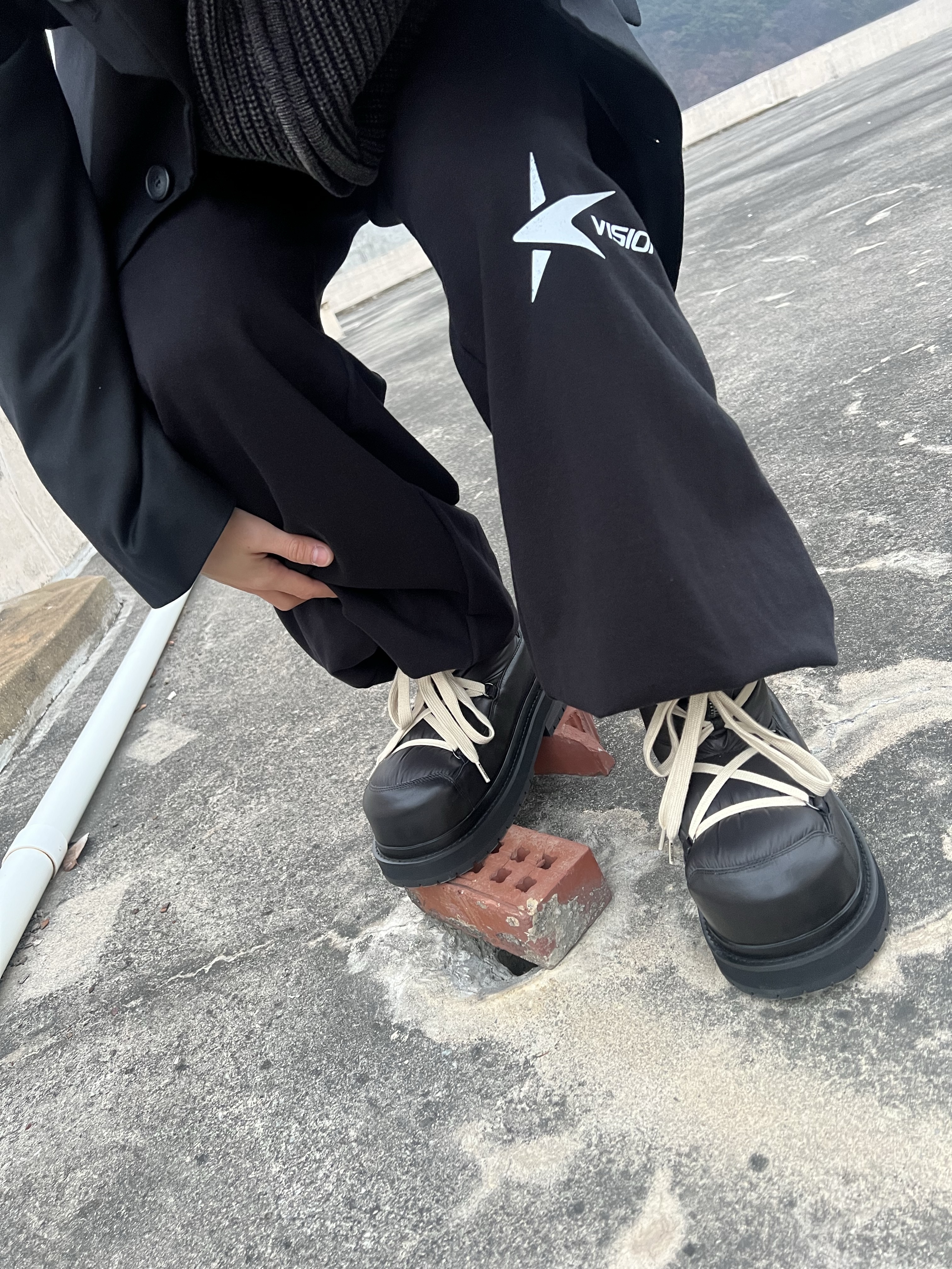 Civision by CSC Star Logo Jogger Pants Black, [KREAM 단독] Civision by CSC Dark Vision Blazer Black 착용 스타일 - 7
