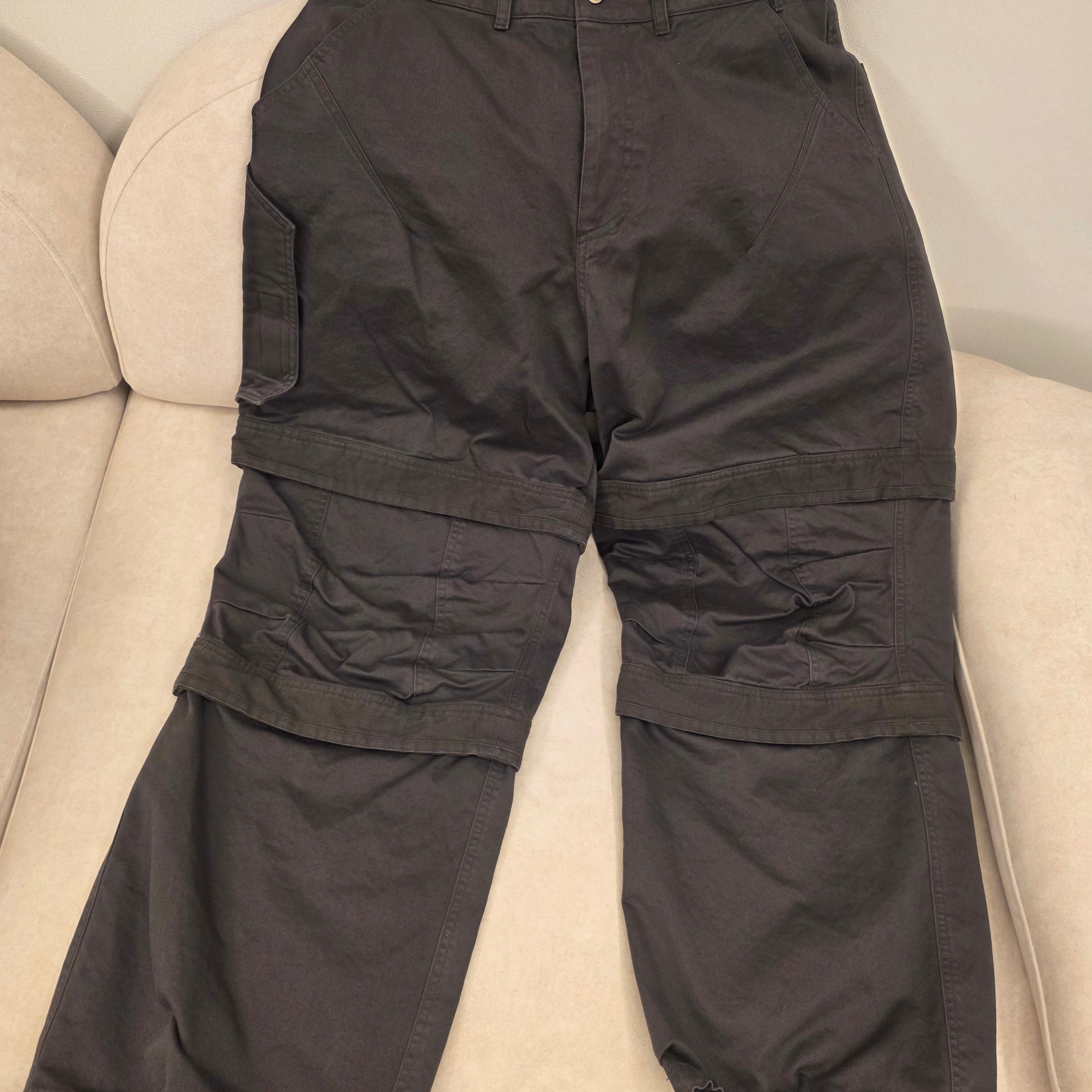 [더블적립]farfromwhat far layered work pants_charcoal 착용 스타일