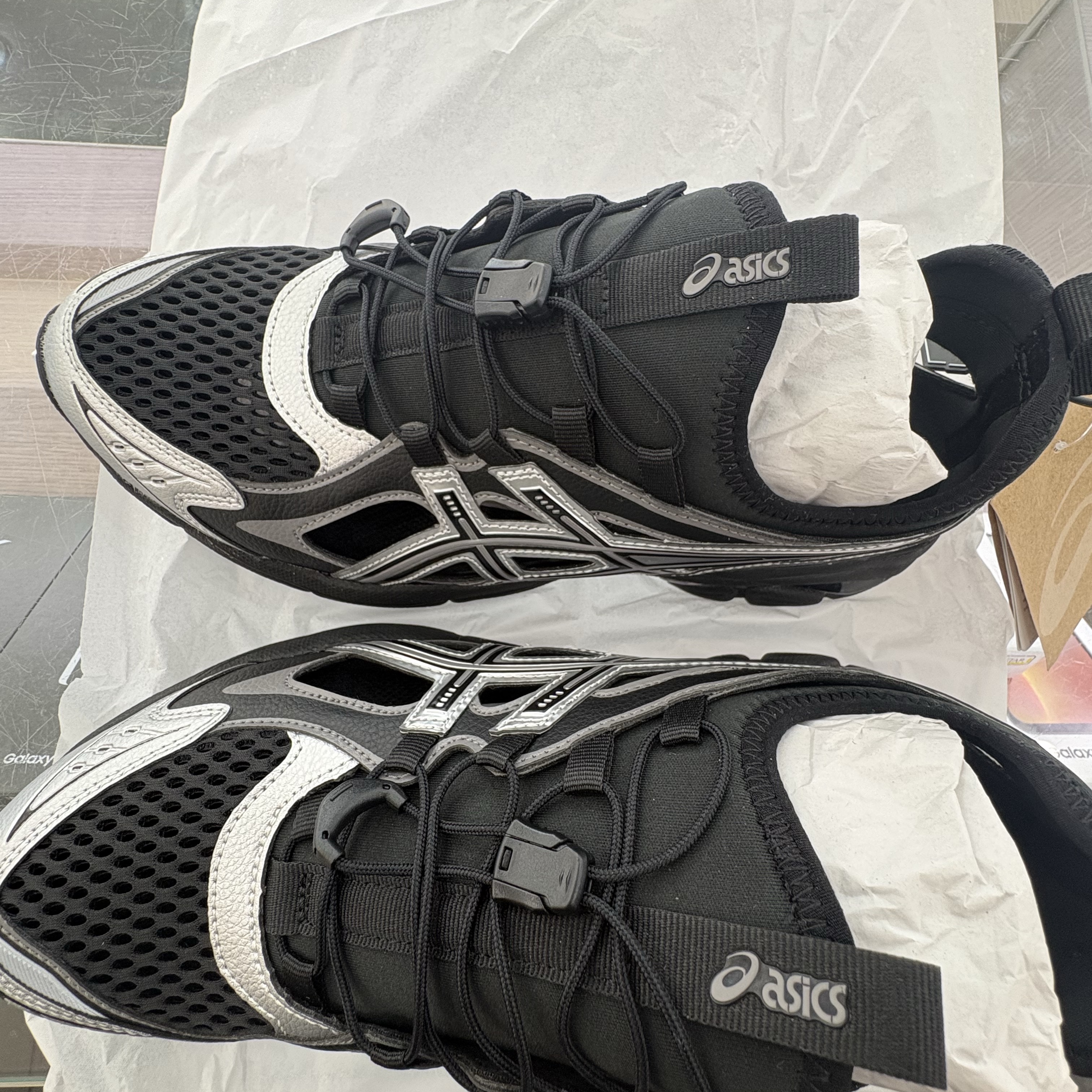 Asics GT-2160 Breeze Black Pure Silver 착용 스타일