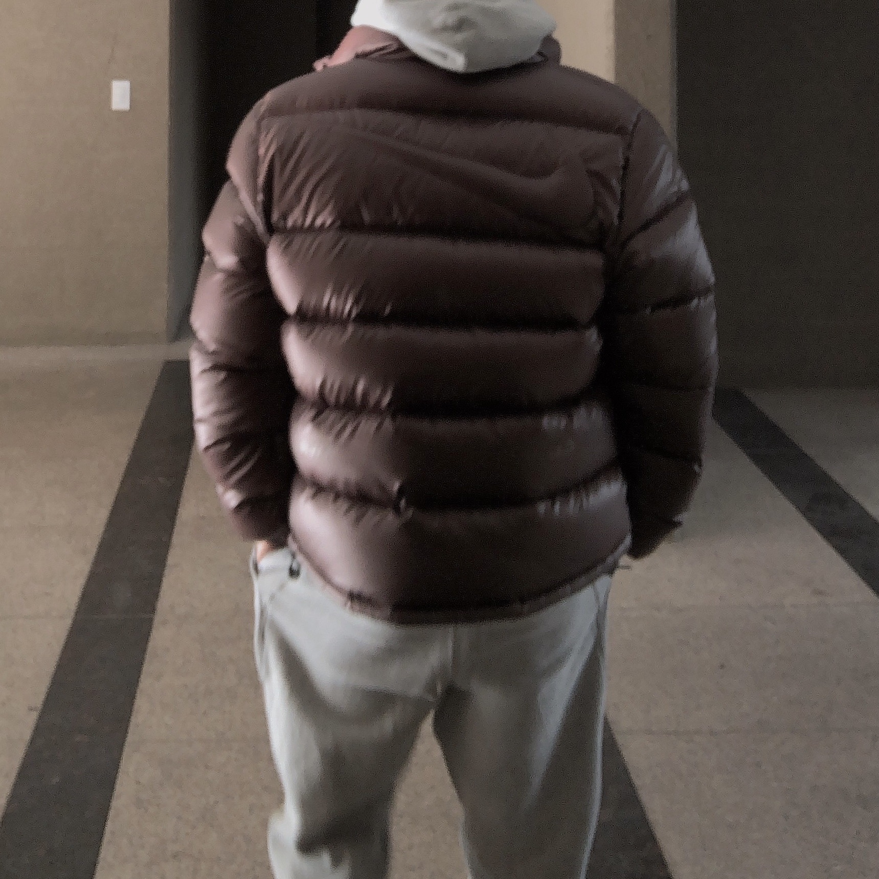 Nike x Drake Nocta Sunset Puffer Jacket Baroque Brown Olive Grey - Asia, Nike x Drake Nocta Fleece Hoodie Dark Grey Heather (FN7659-063) 착용 스타일 - 2