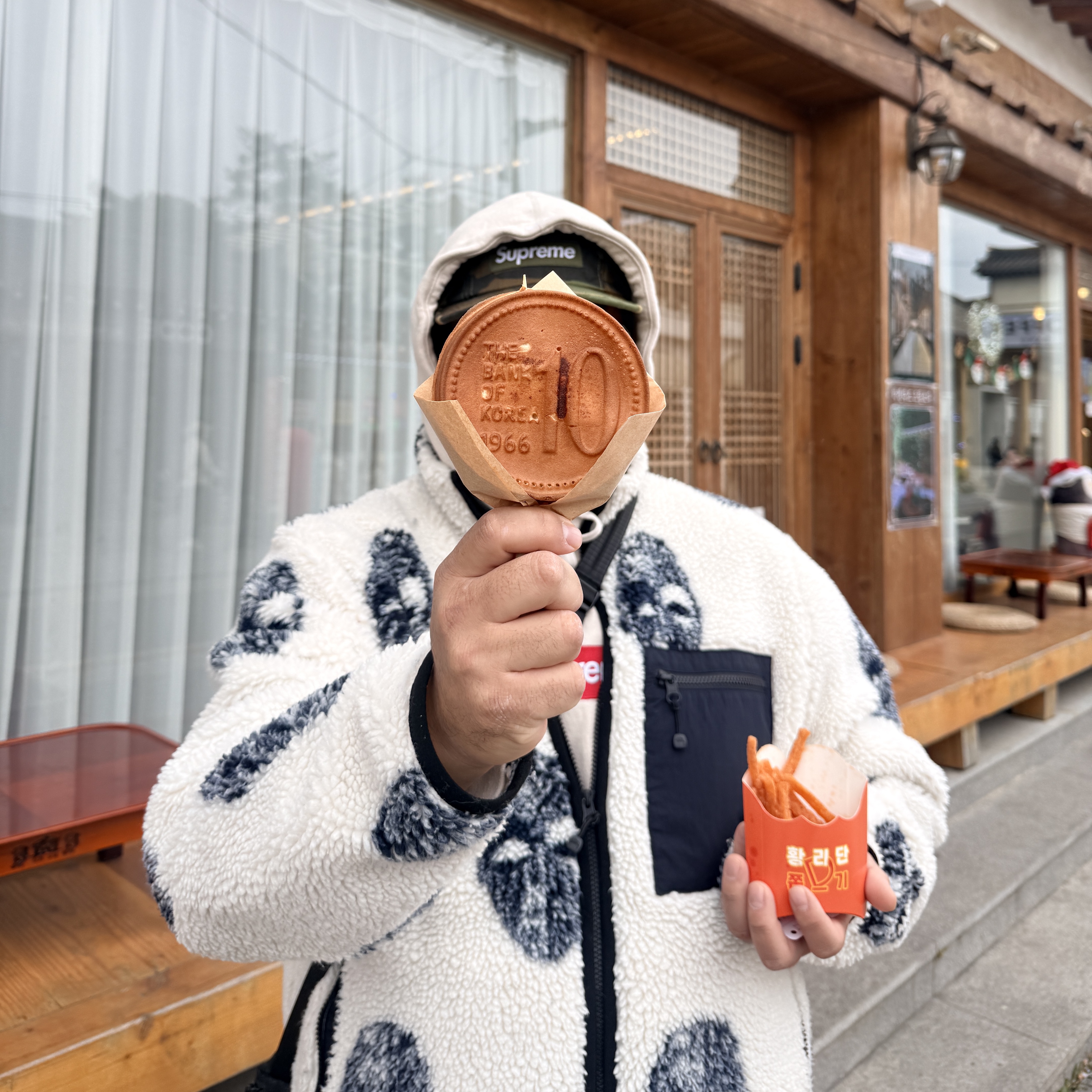 Gentle Monster x Maison Margiela MM114 Black Clear, Supreme Jacquard Logos Denim Camp Cap Woodland Camo - 25FW 착용 스타일 - 2