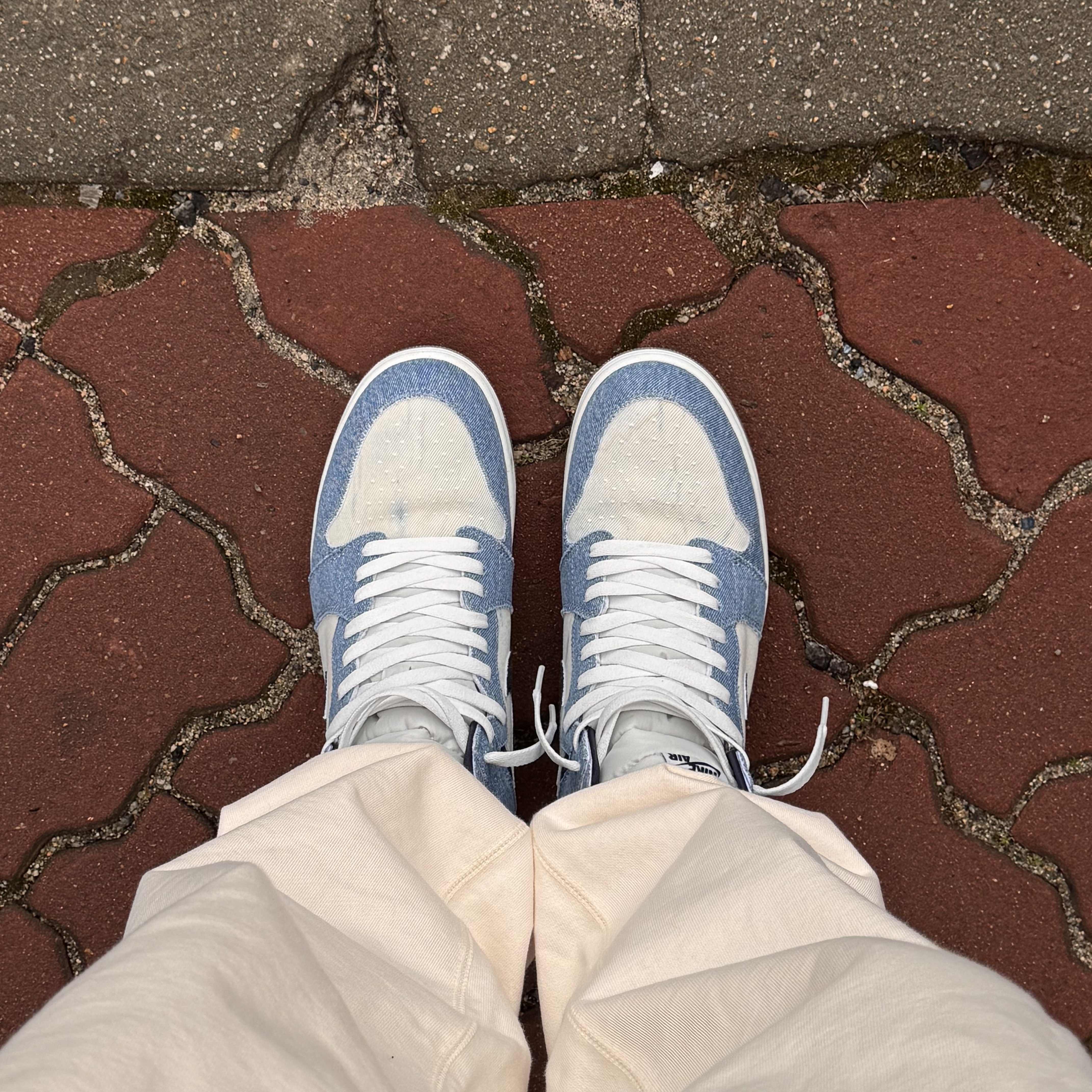 Jordan 1 Retro High OG Denim 착용 스타일