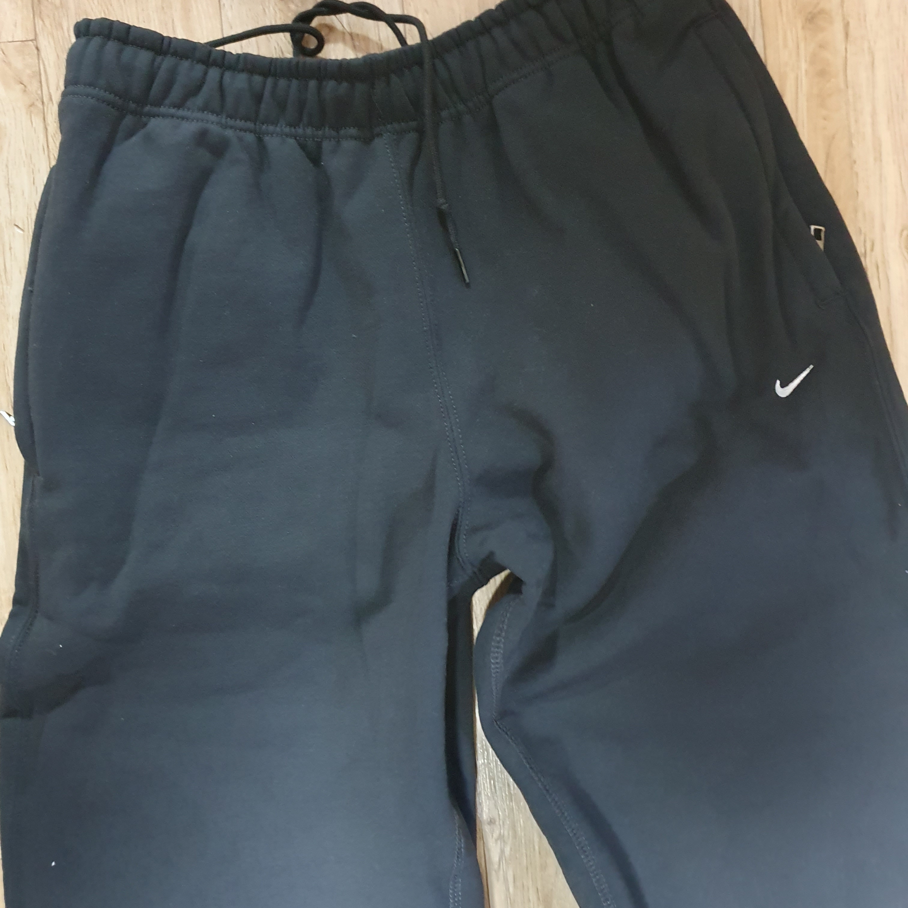 Nike Solo Swoosh Fleece Open Hem Pants Black White - Asia 착용 스타일