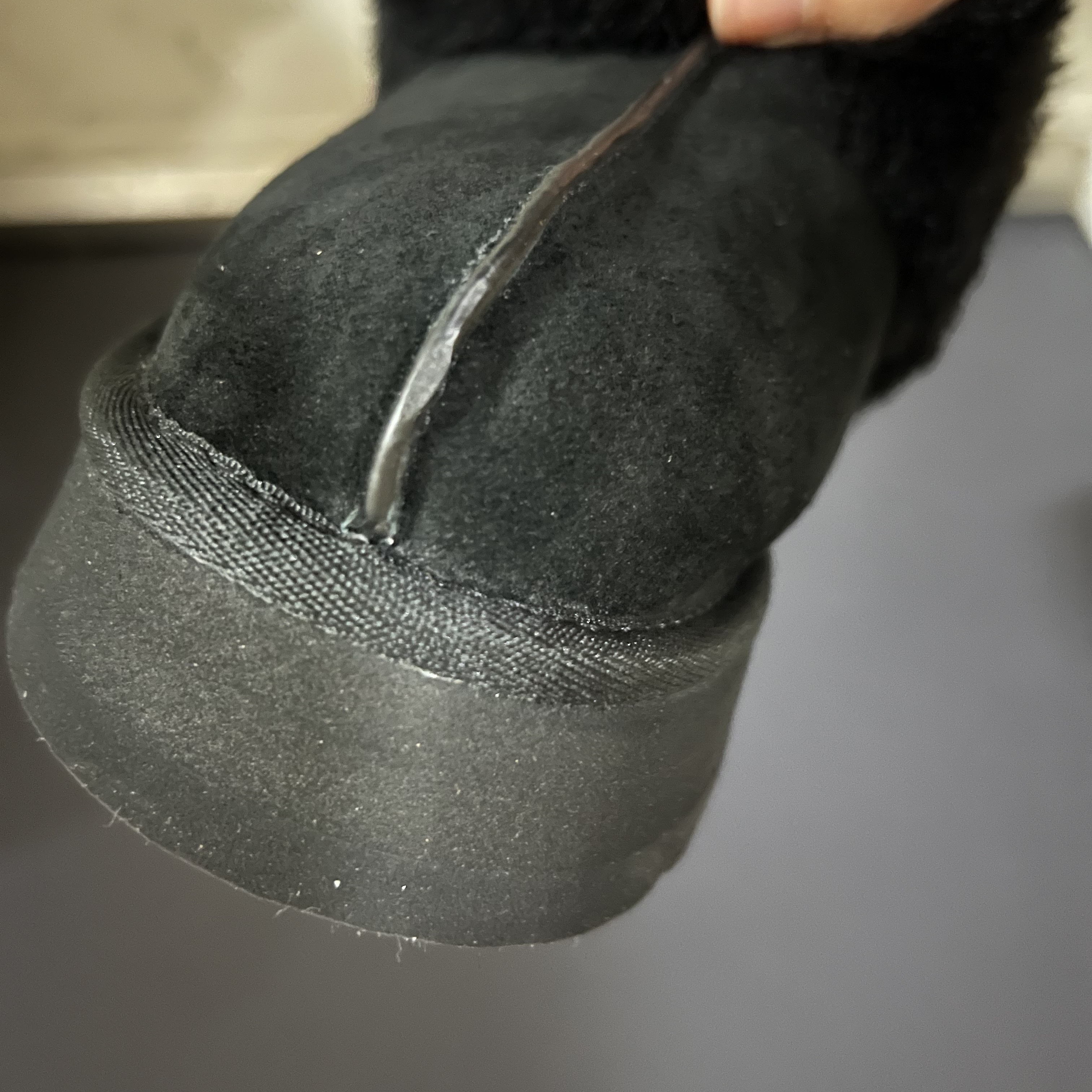 (W) UGG Disquette Slipper Black 착용 스타일 - 3