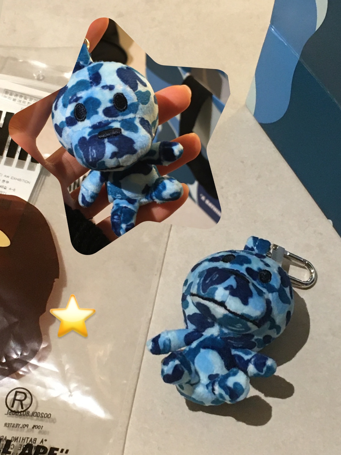 BAPE 186 ABC Camo Baby Milo Plush Doll Key Chain Blue 착용 스타일