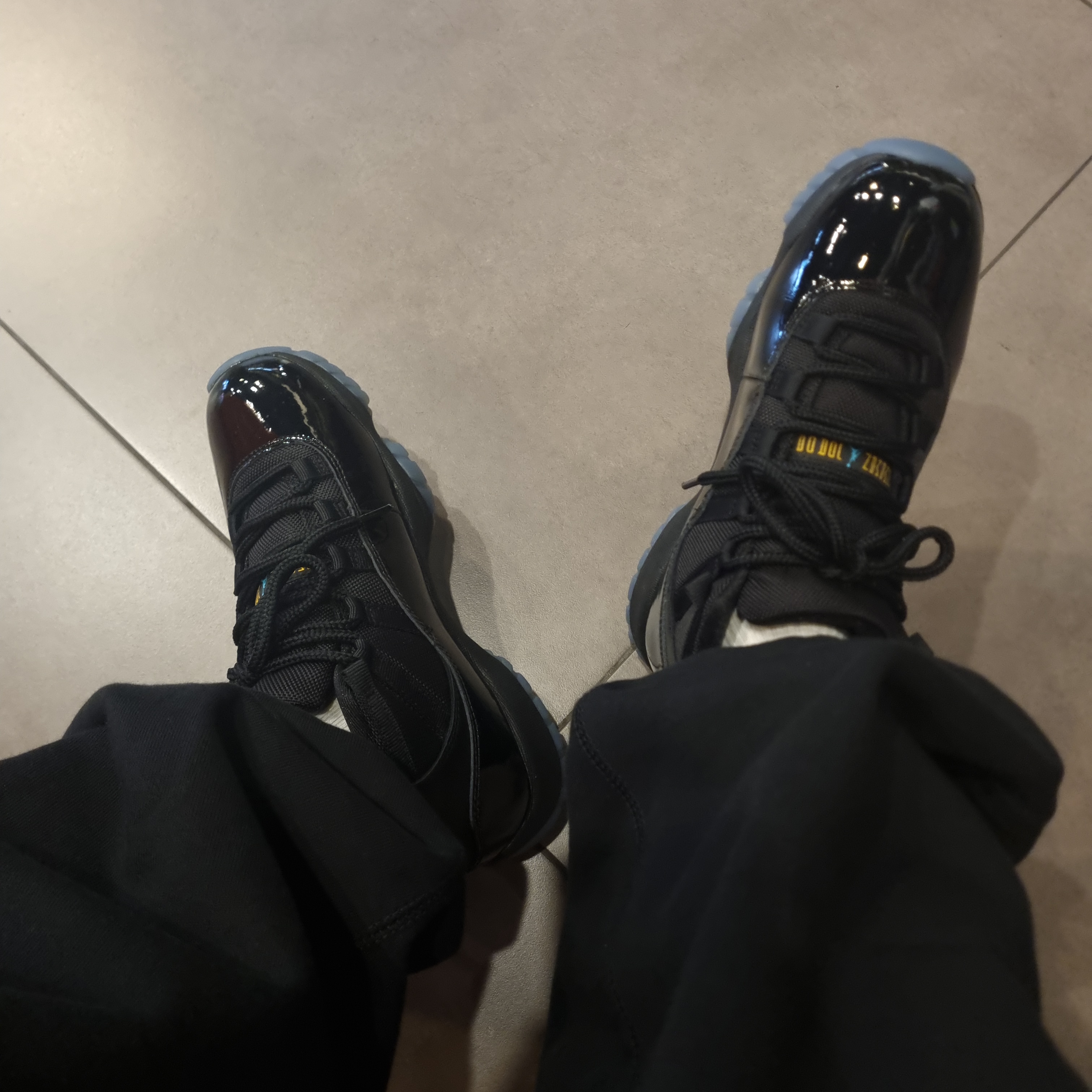 Jordan 11 Retro Gamma 착용 스타일