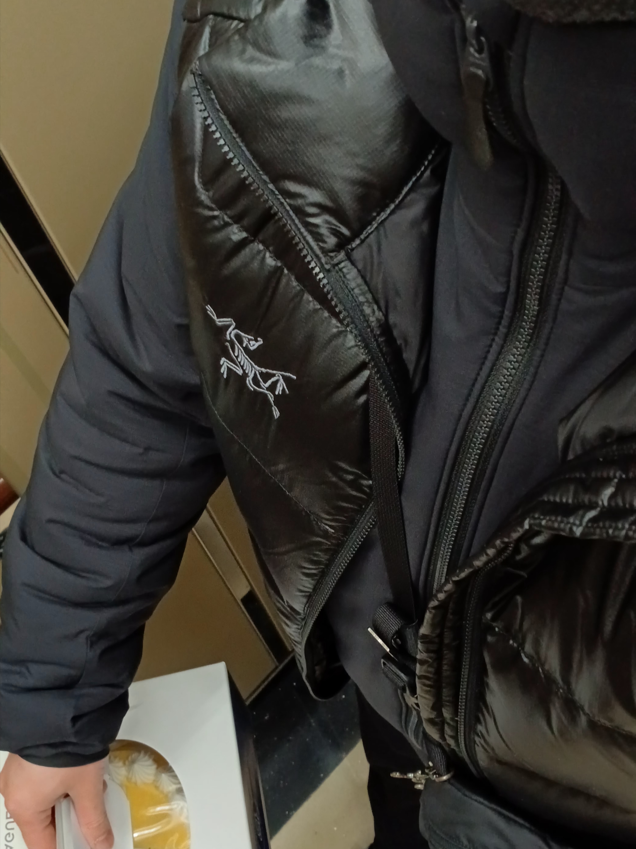 Nike ACG Trail Cap Black, Arc'teryx Kragg Cotton LS T-Shirt 24K Black 착용 스타일 - 10