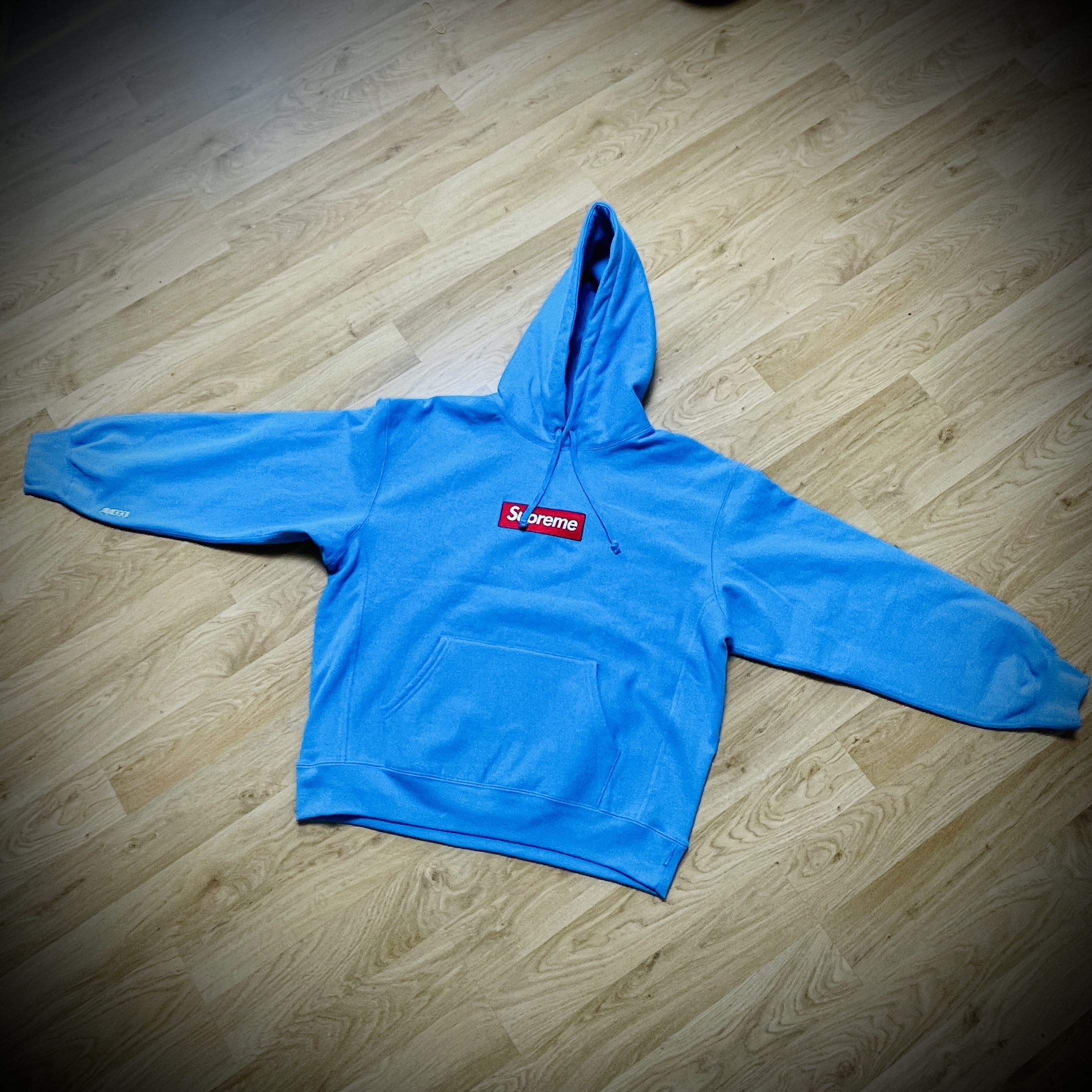 Supreme Box Logo Hooded Sweatshirt Cyan - 25FW 착용 스타일
