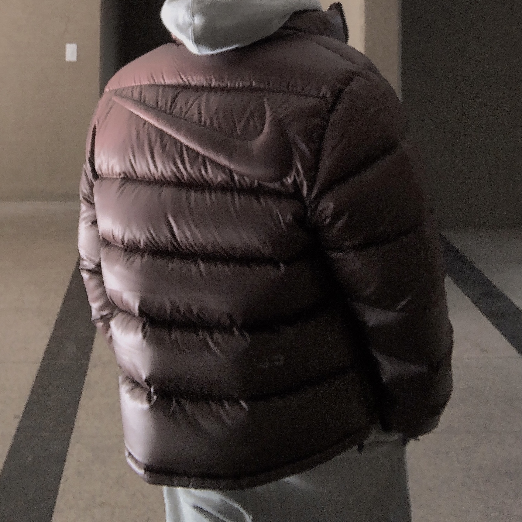 Nike x Drake Nocta Sunset Puffer Jacket Baroque Brown Olive Grey - Asia 착용 스타일